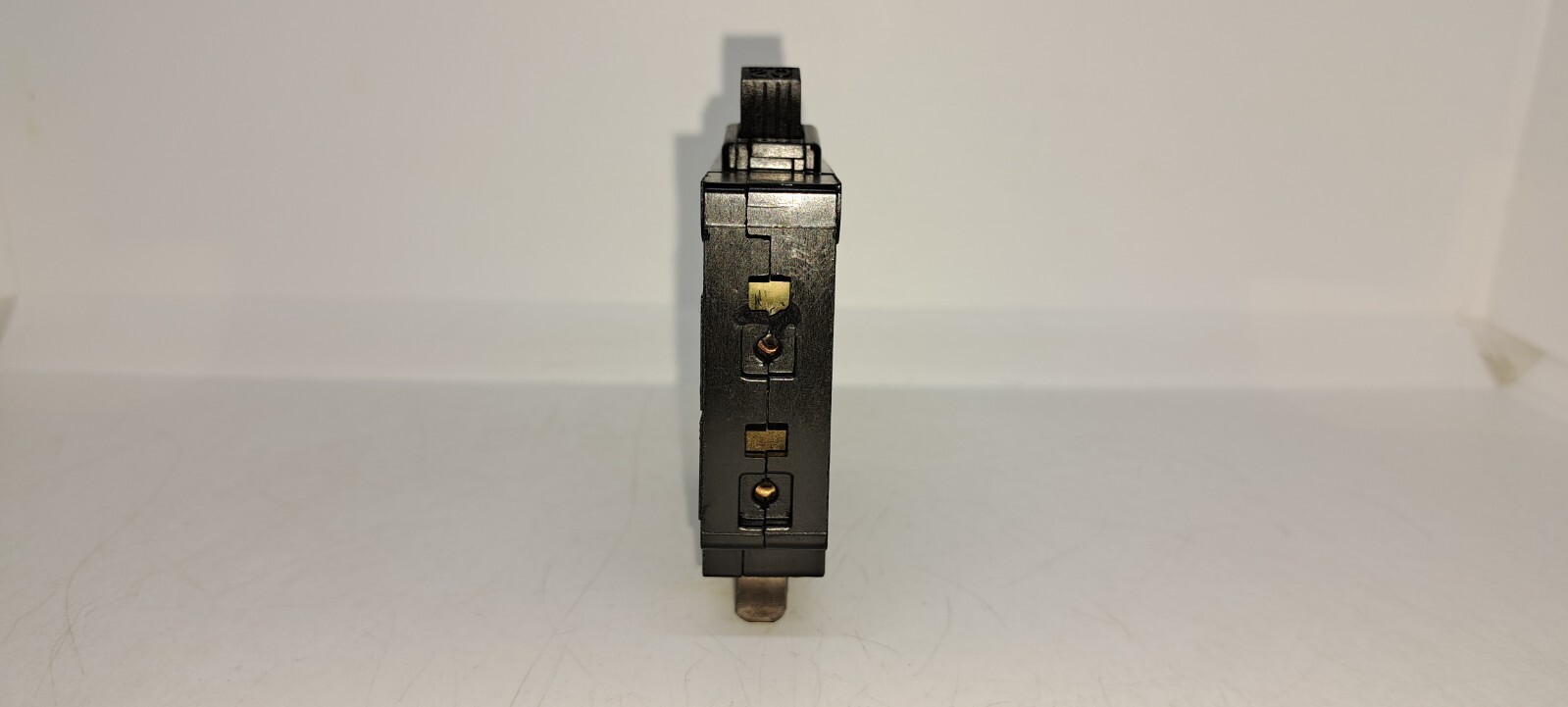 Square D QO2020 20 Amp 1 Pole Push-in Wire Piggy Back Metal Clip Breaker QOT2020