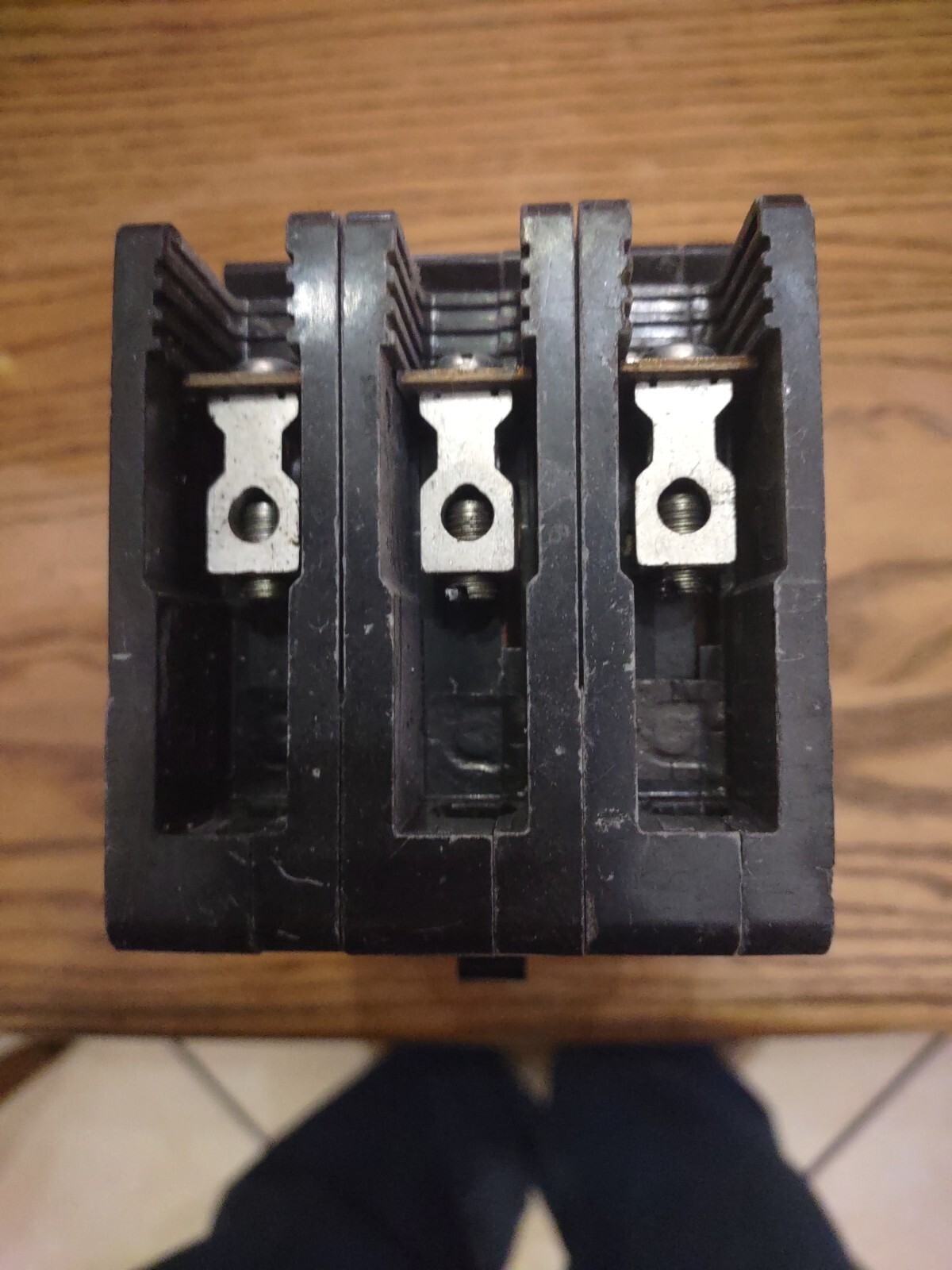 Square D EDB34030 Circuit Breaker