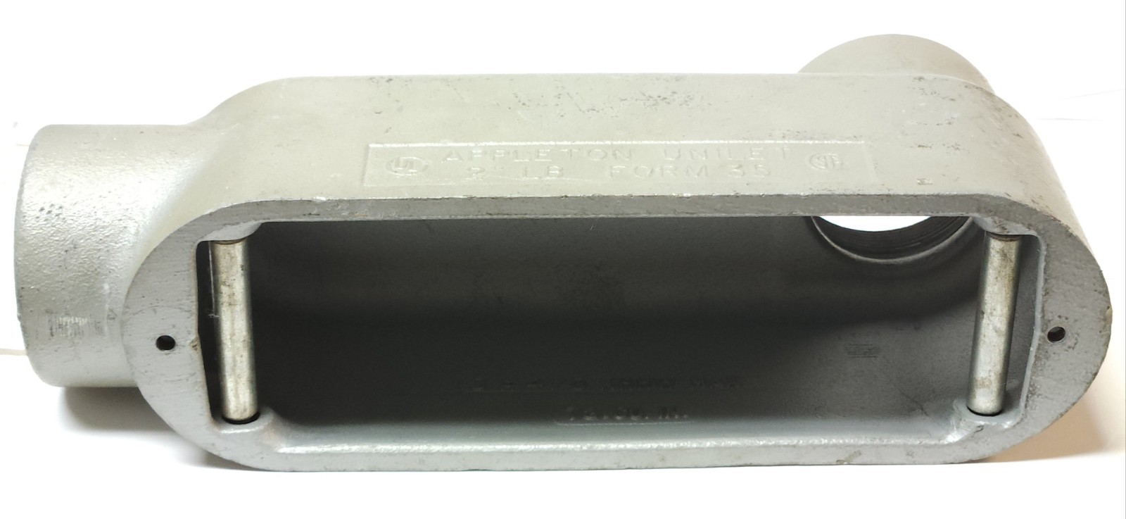 APPLETON 2″ UNLET IRON CONDUIT BODY FORM 35 3 #4/0 XHHW MAX 73 CUBIC INCHES