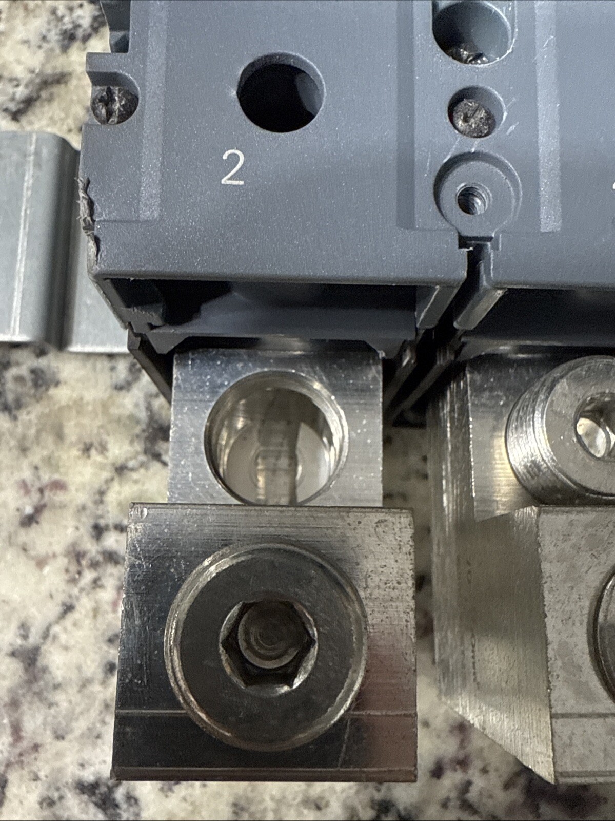 3VA5340-5EC31-0AA0 SIEMENS 3 POLE 400A 600 VOLT CIRCUIT BREAKER