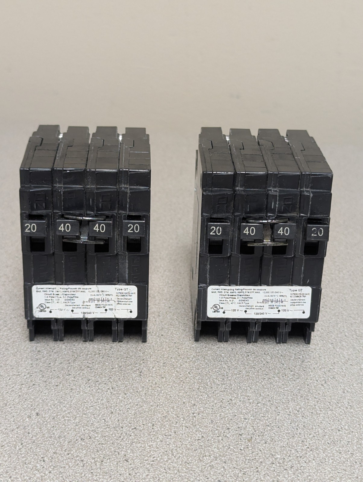 2 Pack Siemens Q22040CT 20/40A Triplex Pole Type QT Circuit Breakers