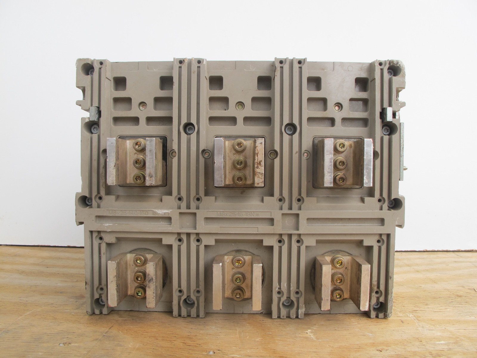 Square D NW25H1 WC4GGR44R9SXFXXXXX 2500 Amp Schneider Electric 2500A NW 25 H1 MP