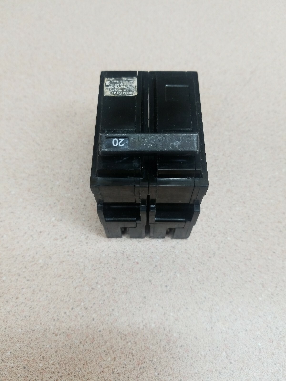 GENERAL ELECTRIC THQL220 20A 120/240V