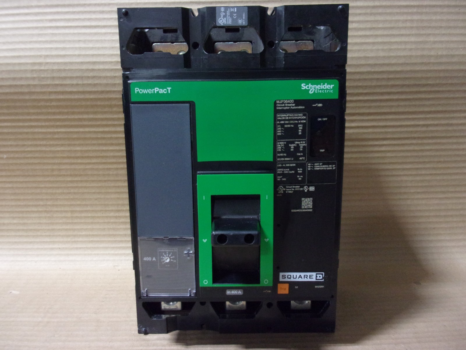 NEW NO BOX SQUARE D MJP MJP36400 3 Pole 400 Amp 600V Circuit Breaker FLAW # 77