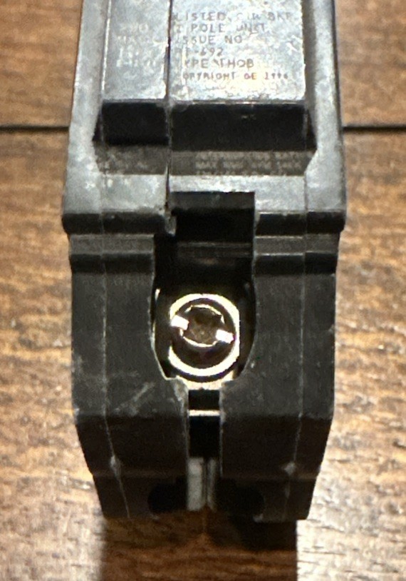 GE THQB1115 Circuit Breaker 15A Amp General Electric Bolt On Brand NEW