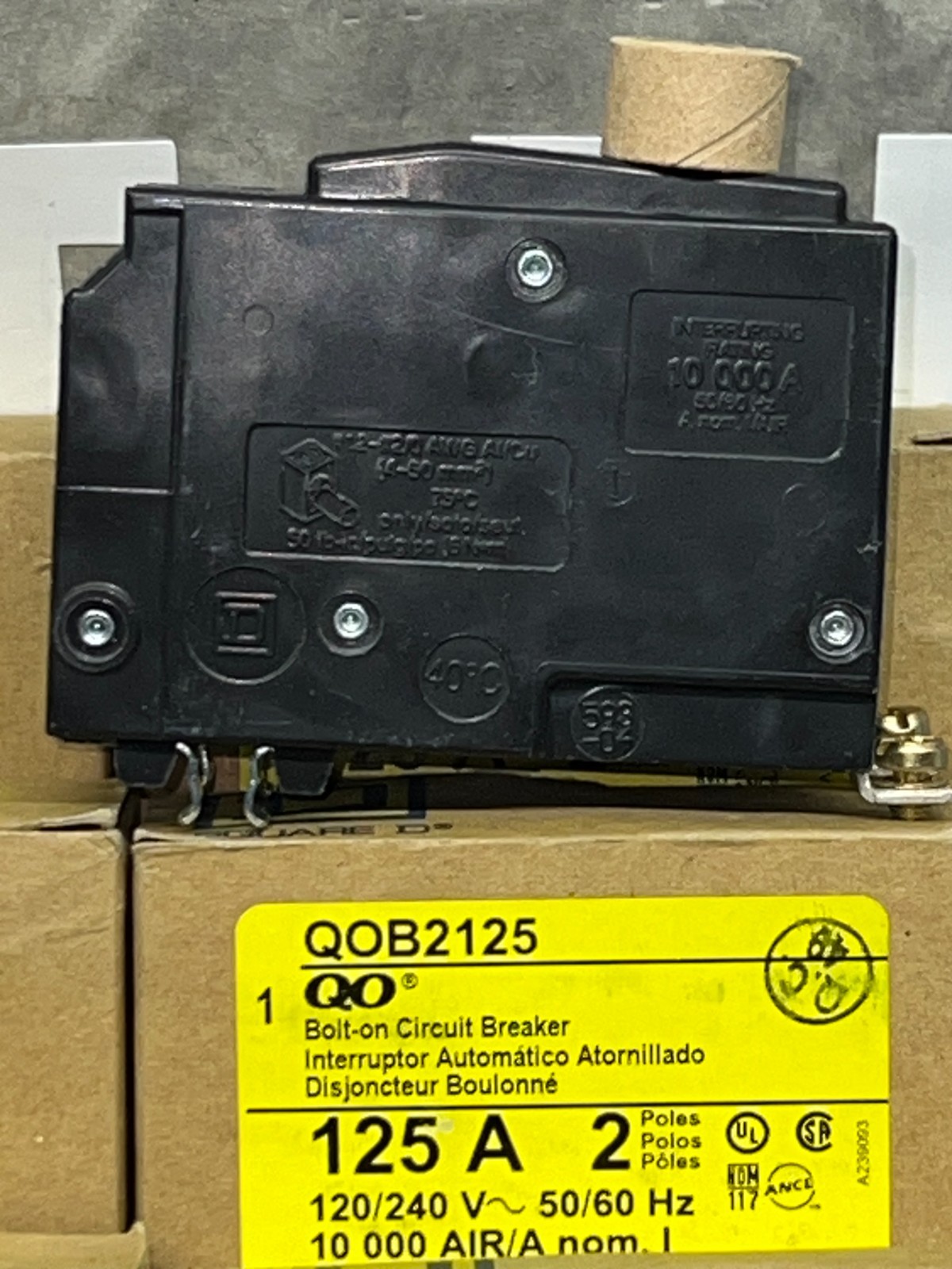 Square D QOB2125, 2 Pole, 125 Amp, 120/240v (New)