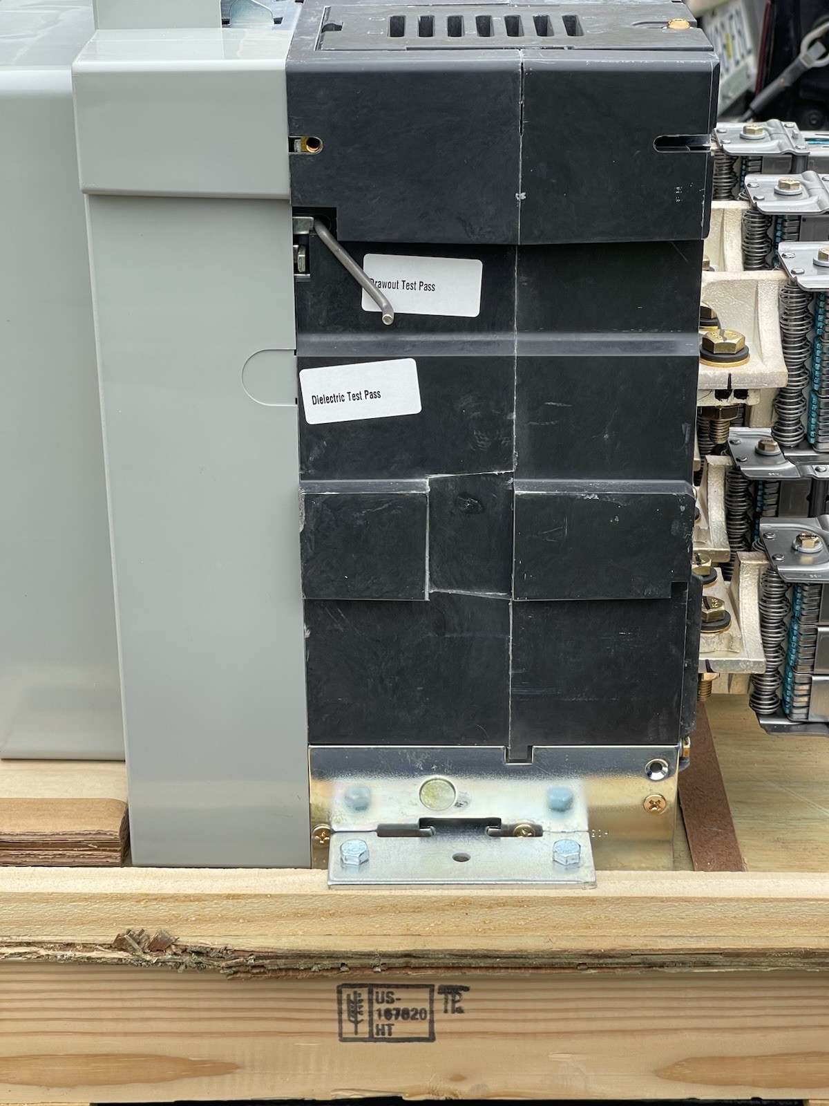 Eaton Magnum DS MDSC16 Circuit Breaker MDSC163WEA081GNMNN4NNANAX
