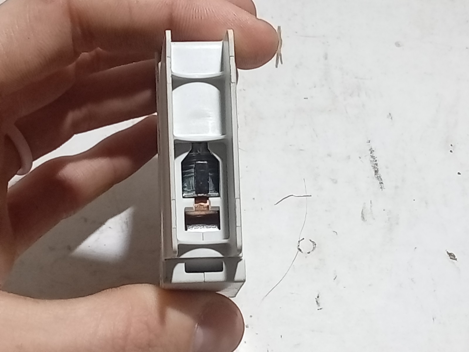 ALLEN BRADLEY 1489-M (G2C)