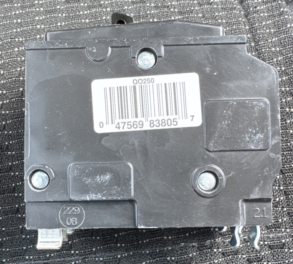 Square D 2-Pole Standard Trip Indoor Circuit Breaker 50A 120/240V, 1.48 W x 3.5