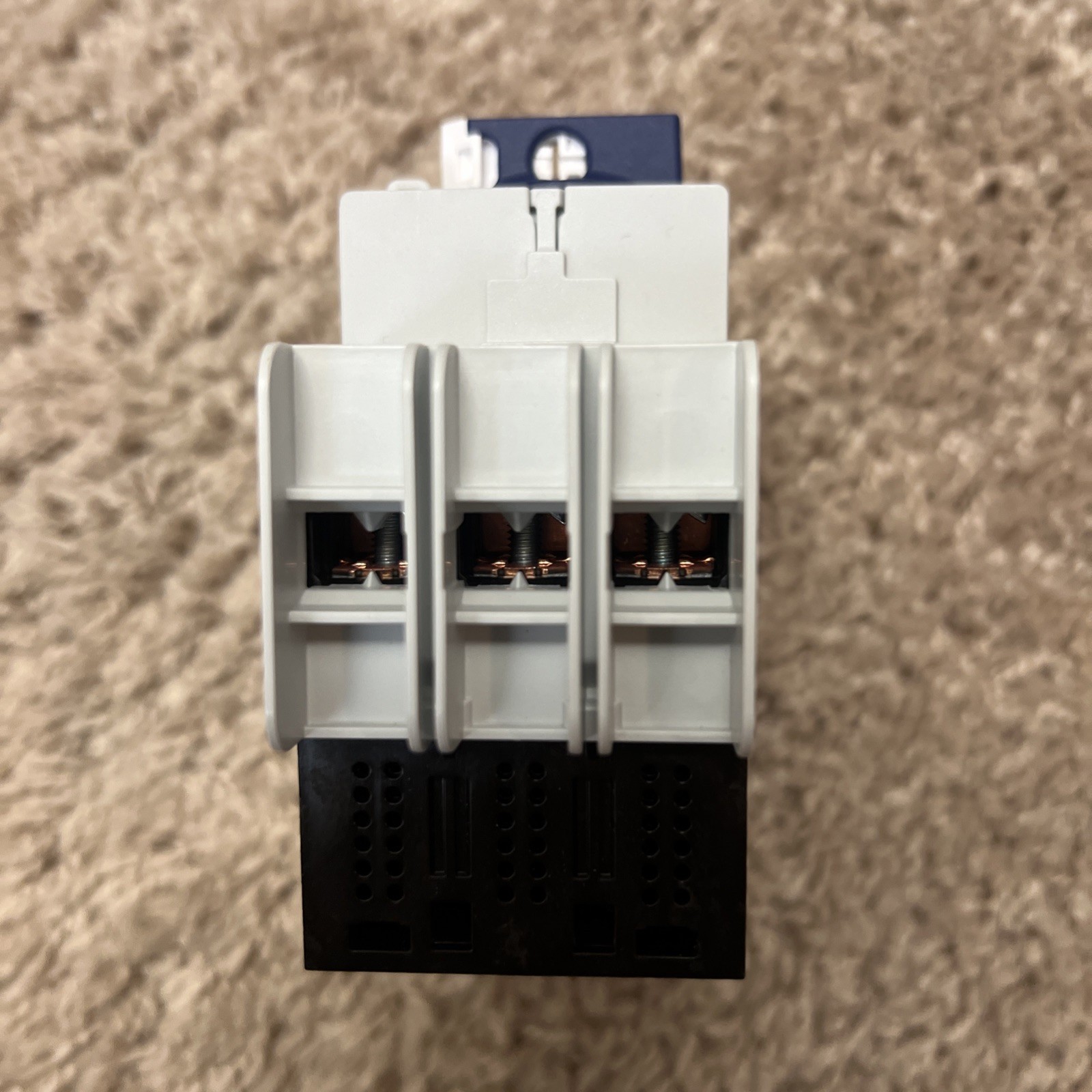 Allen Bradley 140UT-D7D3-C10 Series A Circuit Breaker, 3 Pole, 10A, 480Y/277 VAC