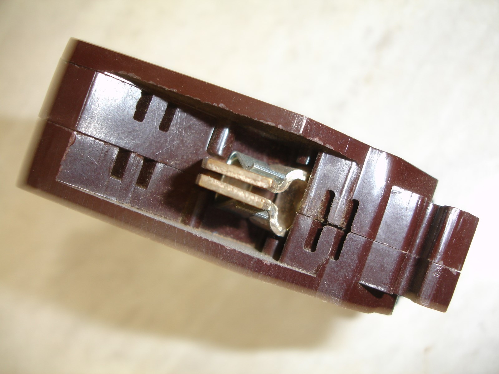 Buyer gets One WadsworthTandem Circuit Breaker B1520 or B2015
