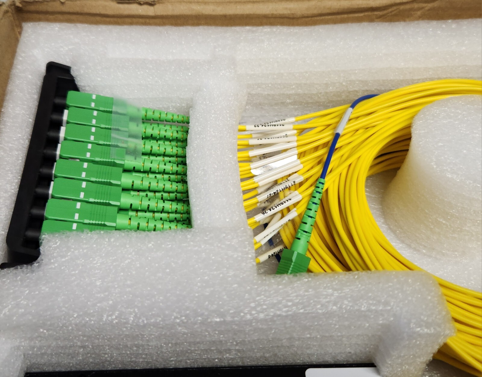 CHARLES Model SM 1 1 32ATH Fiber Optic Splitter Module SPLT MOD MTL HSG 1X32 56L