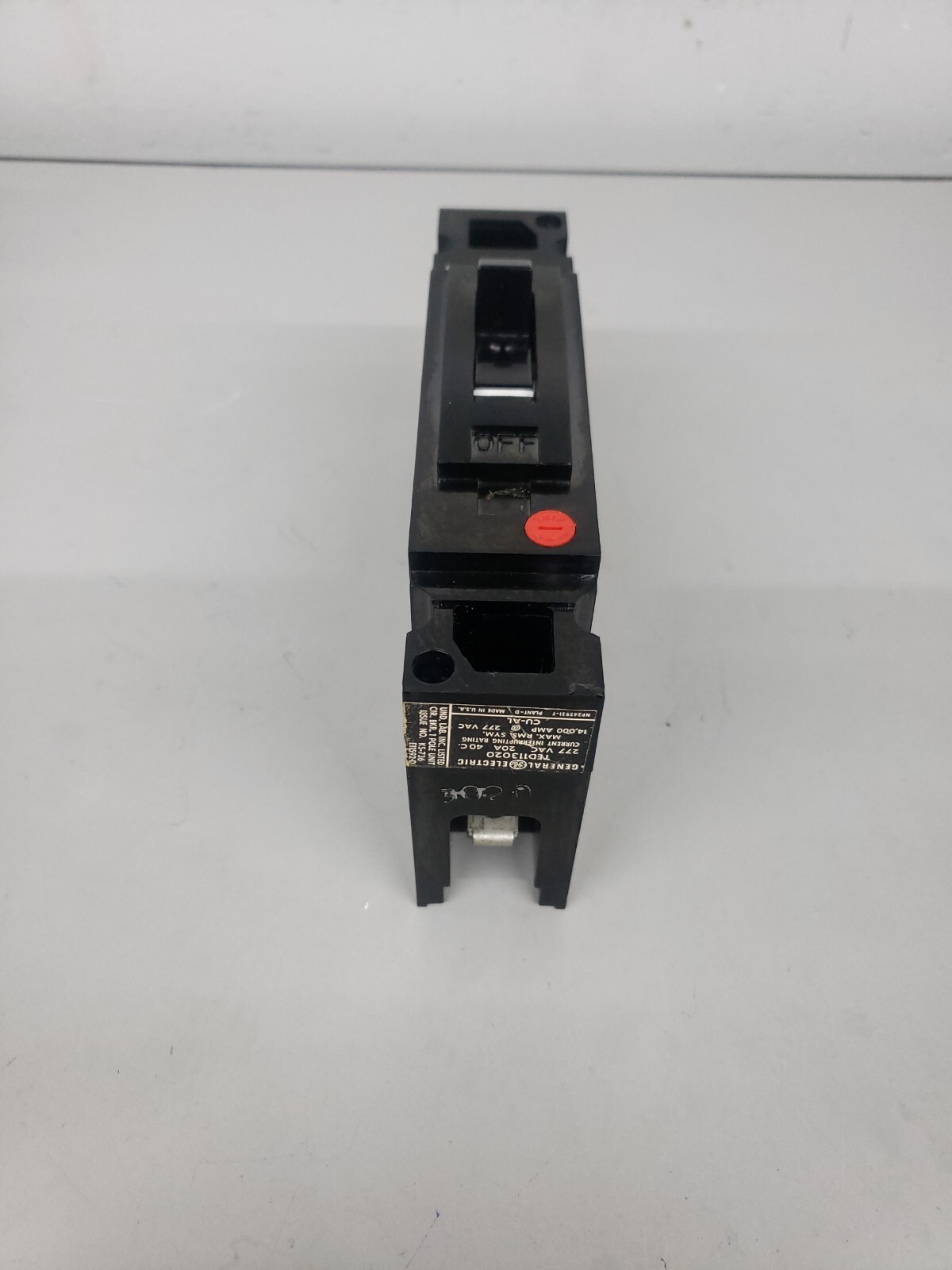 GE TED113020 Circuit Breaker, 1 Pole, 20 Amp *Black Face