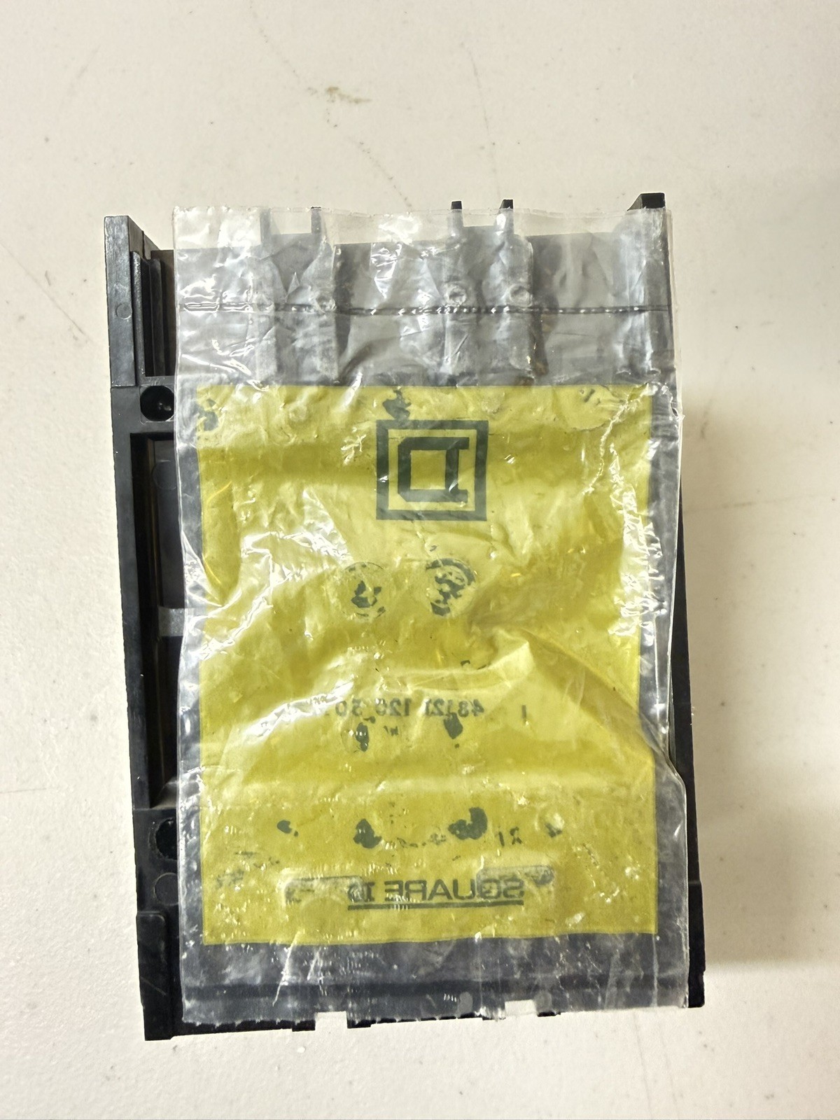 Q2L3200H Square D 200 Amp 240 VAC Circuit Breaker NOS