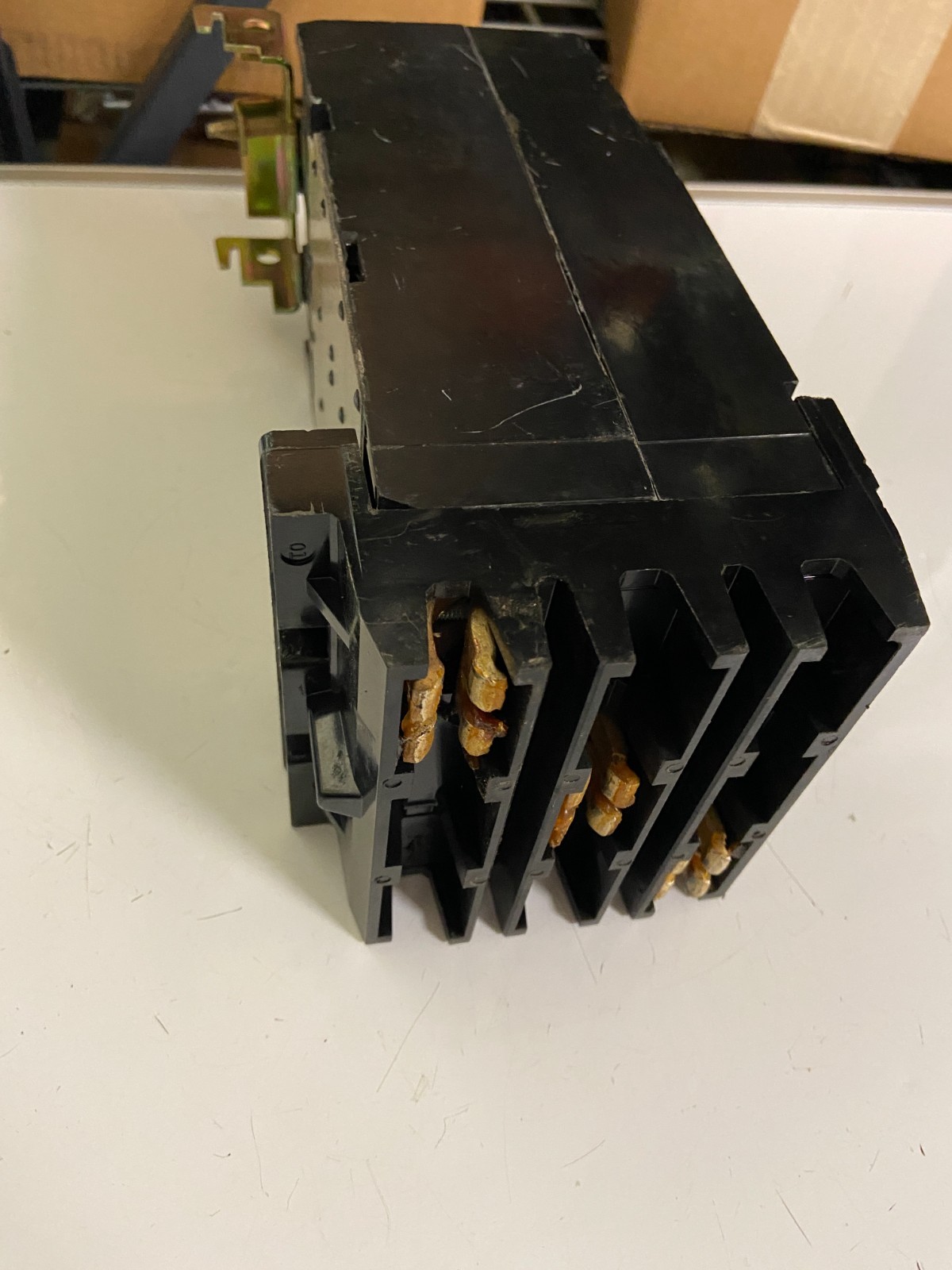 SQUARE D THERMAL-MAGNETIC BREAKER KHB36150 / KHB36150 NICE
