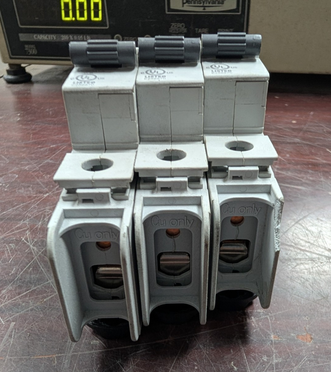 😏 NEW GE 3 AMP CIRCUIT BREAKER 120 VAC 1 POLE EP101ULH / 690268