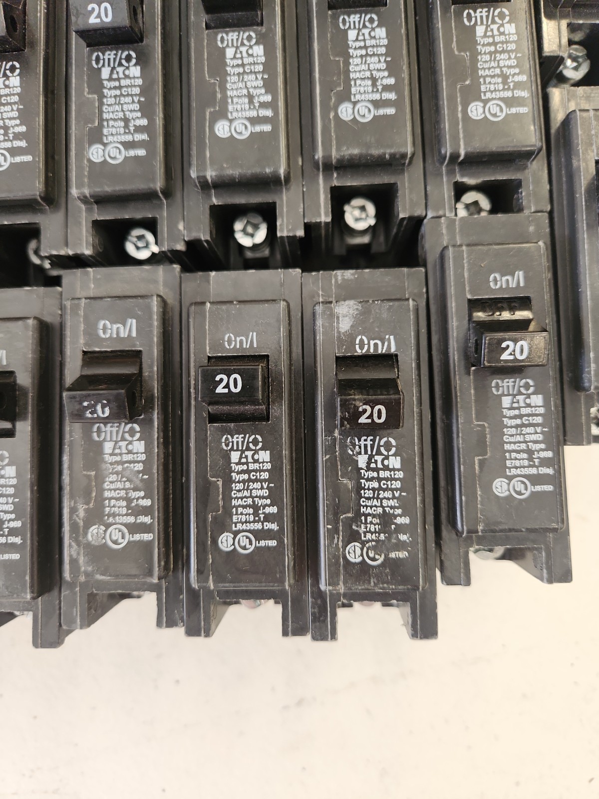 LOT OF 23 Eaton BR120 Circuit Breaker – Black READ DESCRIPTION