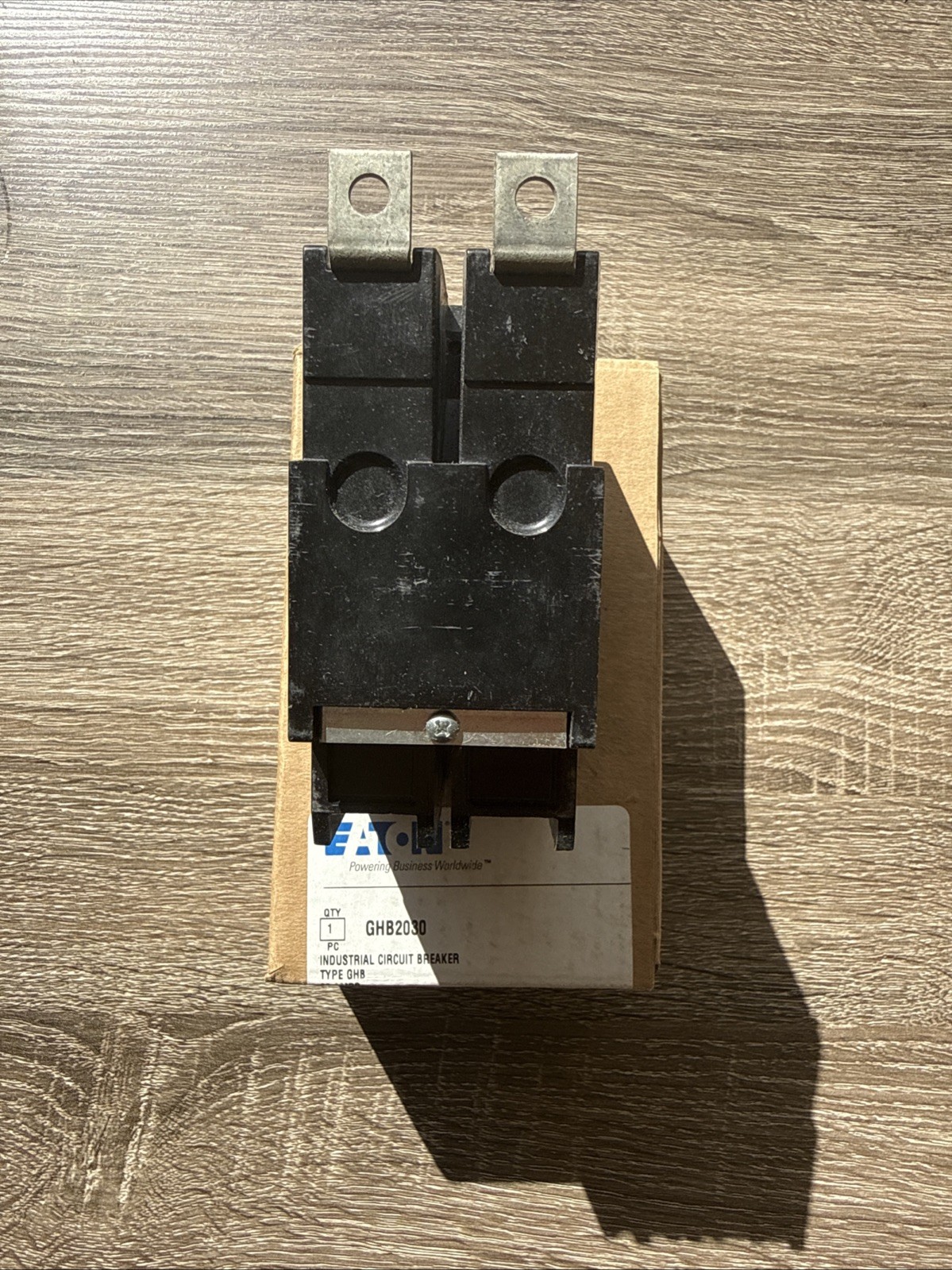 EATON GHB2030 30 Amp, 2 Pole, 277/480 VAC, Industrial Circuit Breaker