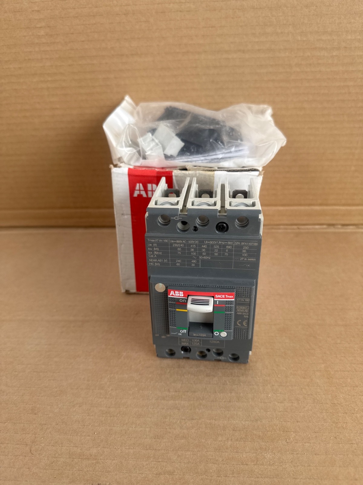 ABB XT1N 160 1SDA067417R1 125 A Circuit Breaker