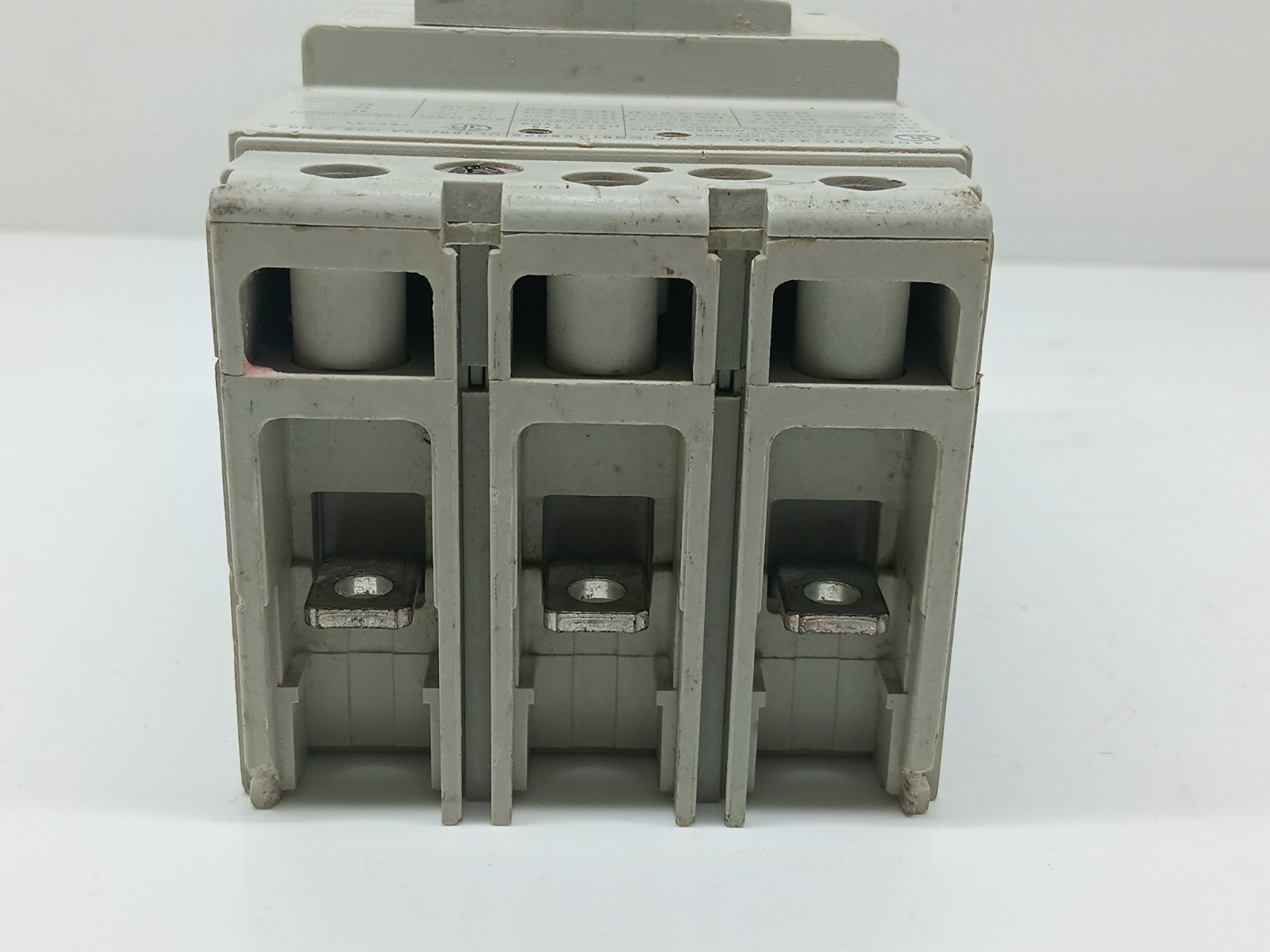USED ALLEN BRADLEY 140G-G6C3-C80A SER A. CIRCUIT BREAKER 3 POLE 80 AMPS / LOT OF