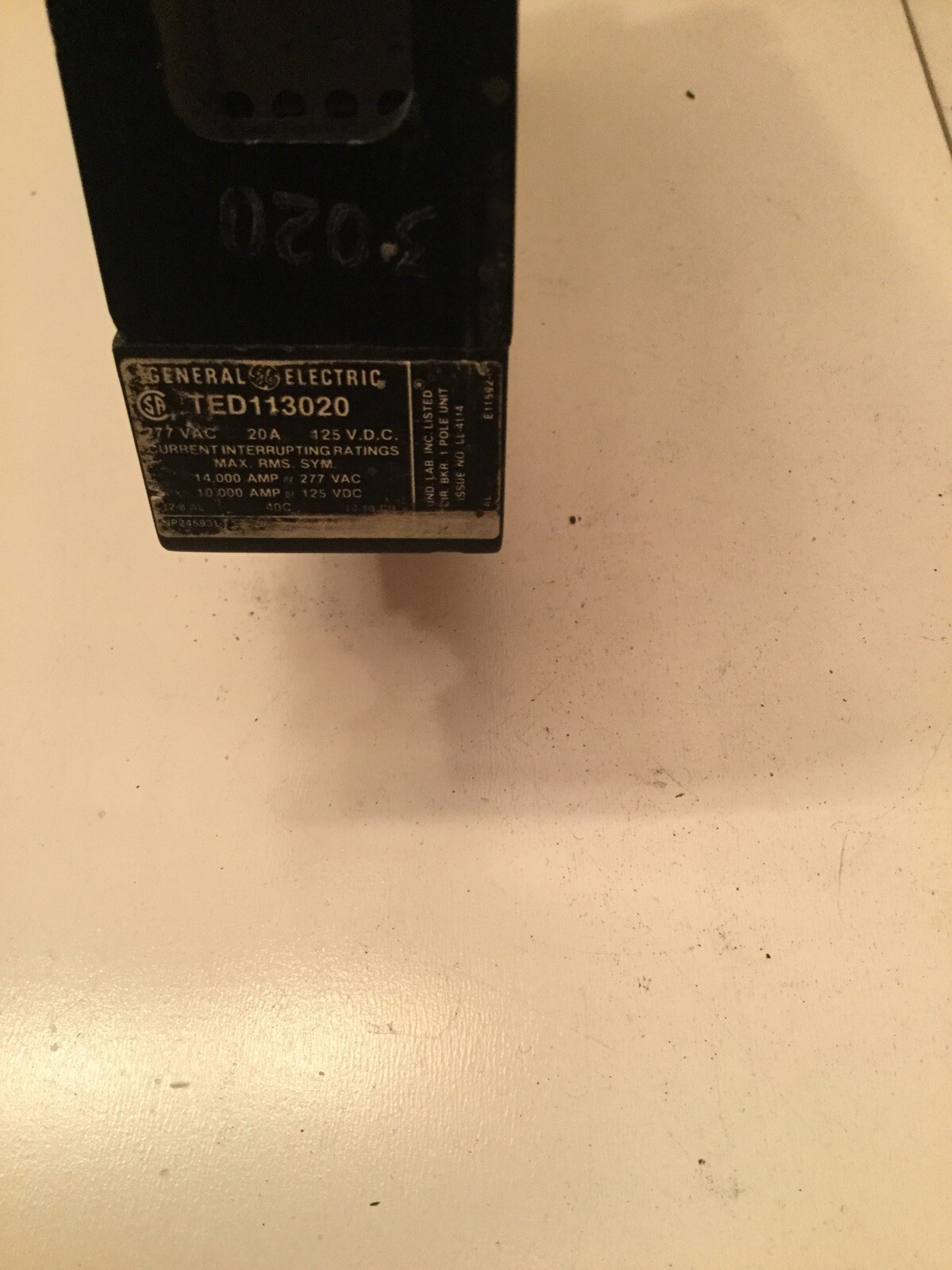 1 pc GE TED113020 Circuit Breaker, 1 Pole, 20 Amp, Used