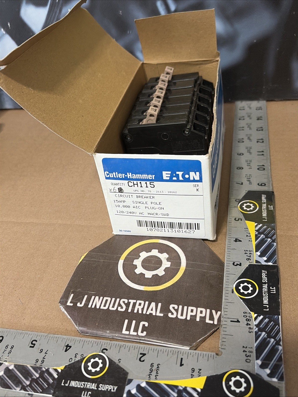 NEW [Qty-6] CUTLER-HAMMER CH115 Plug-In Breakers 15A/1P/120-240V_*WARRANTY*