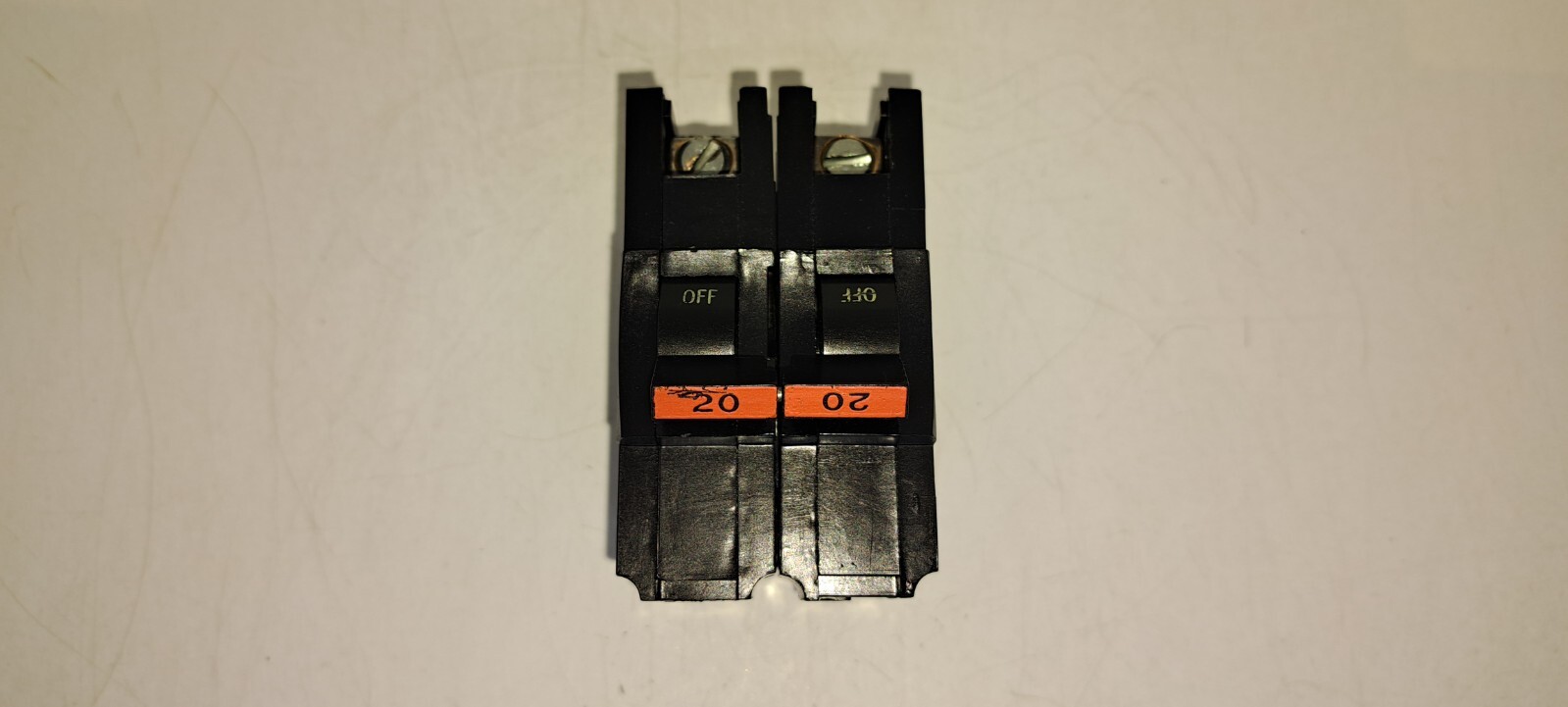 FPE NA220 2 Pole 20 Amp 120/240V Circuit Breaker Red Handle
