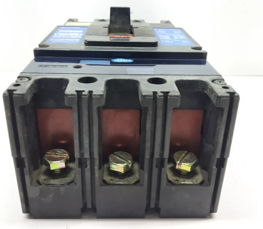 TERASAKI XS400CS 3 POLE 300 AMPS CIRCUIT BREAKER