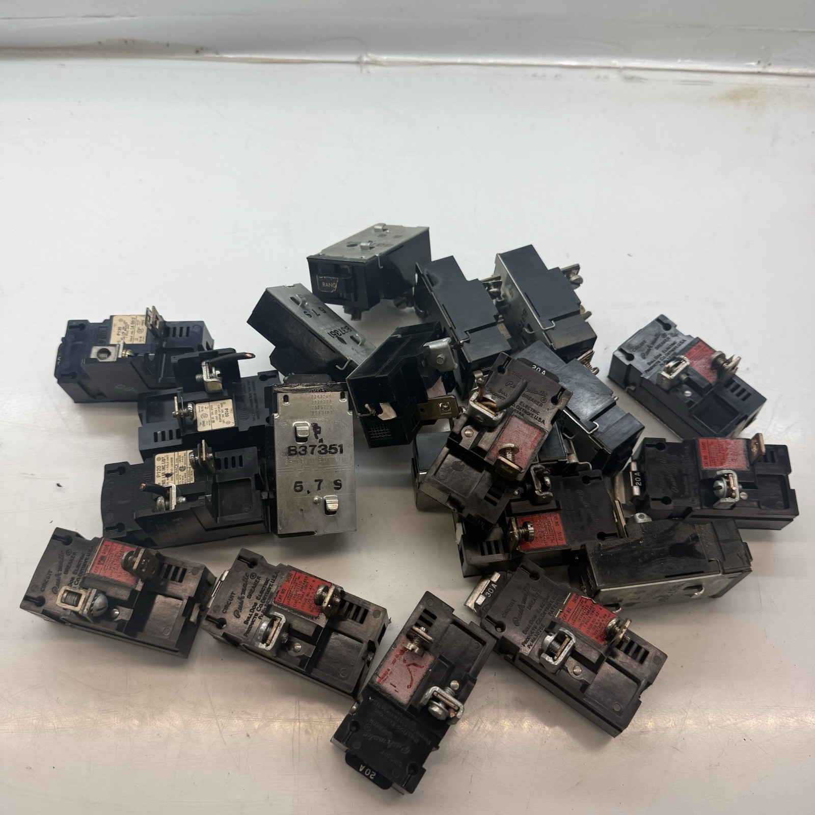 Pushmatic Bulldog P120 20, 30, 50 Amp Circuit Breakers Lot