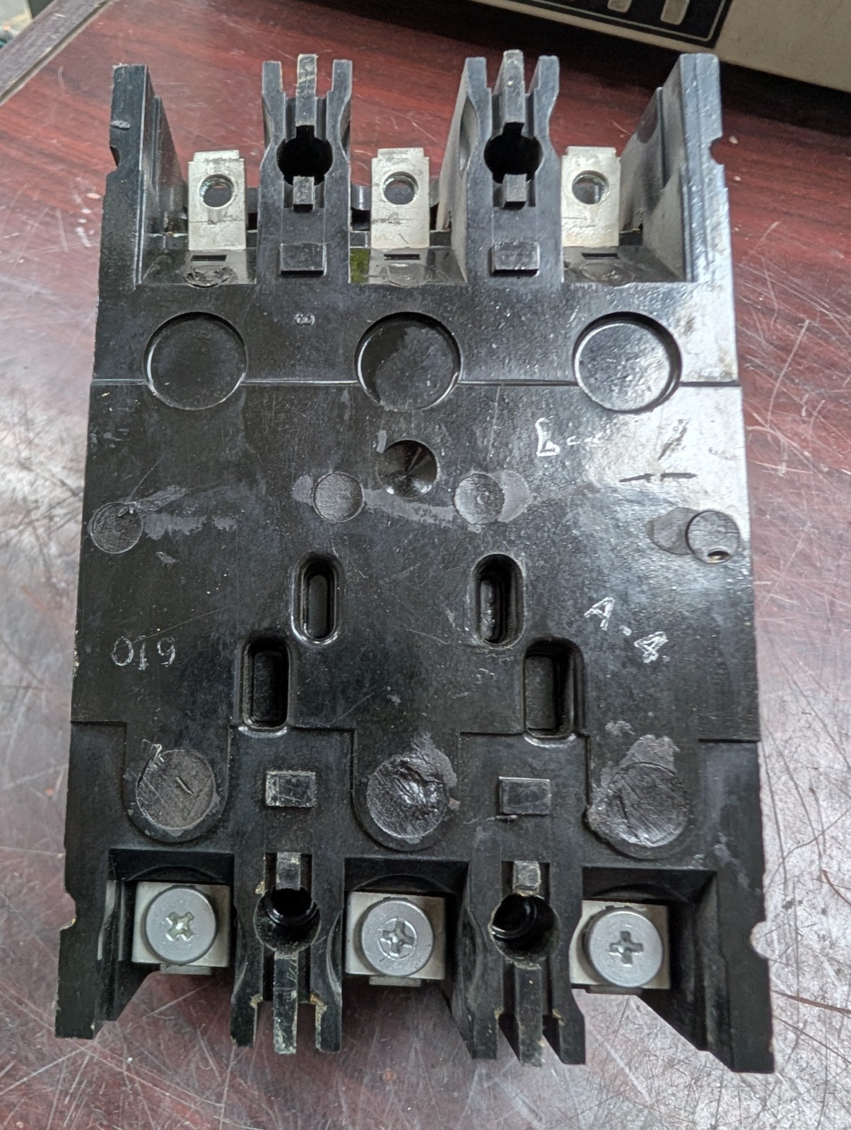 🤪 GE GENERAL ELECTRIC 90 AMP CIRCUIT BREAKER 480 VAC 3 POLE TED13490