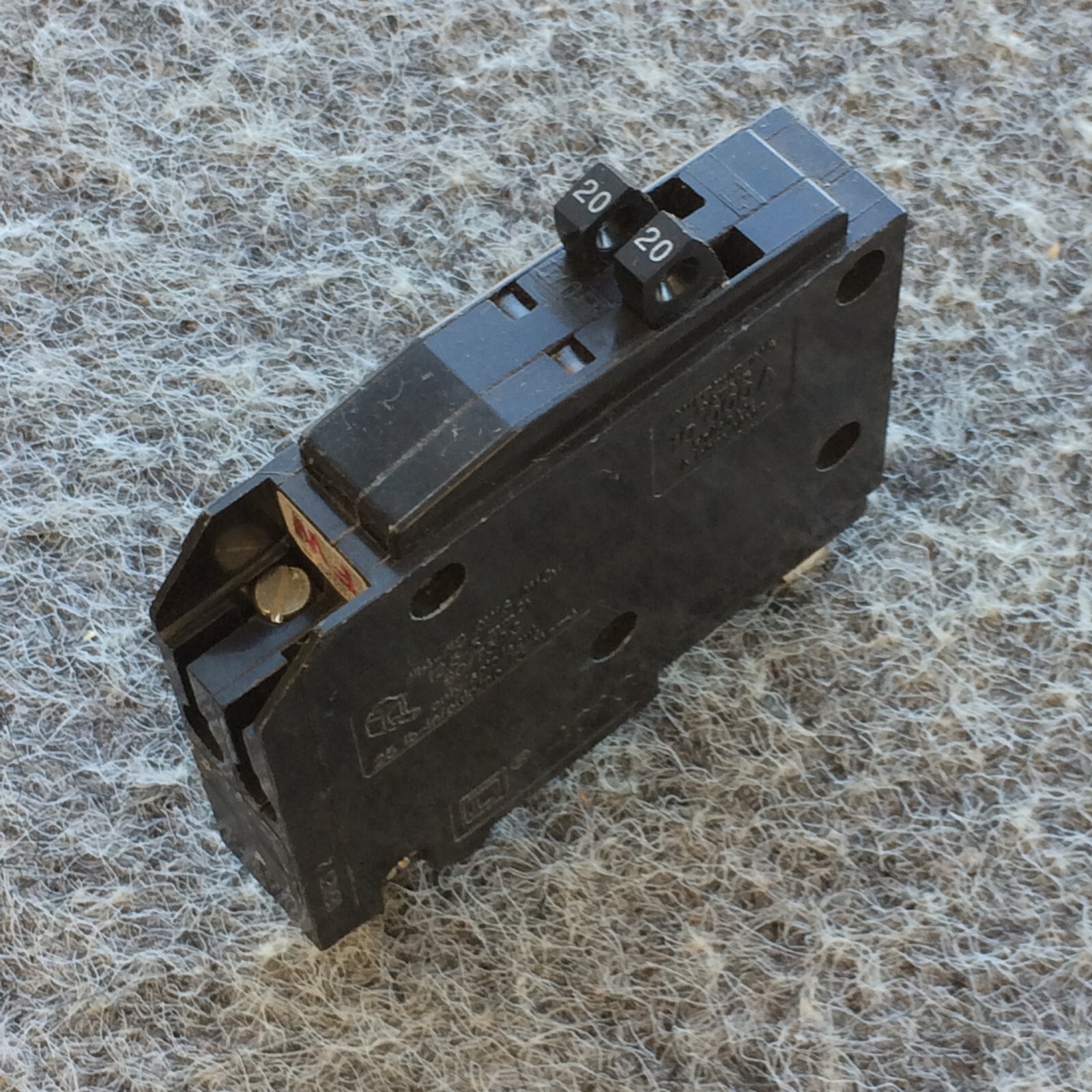 SQUARE D QOT2020 QO2020 20A, 120V, 1P Tandem Breaker WITH Hook WARRANTY