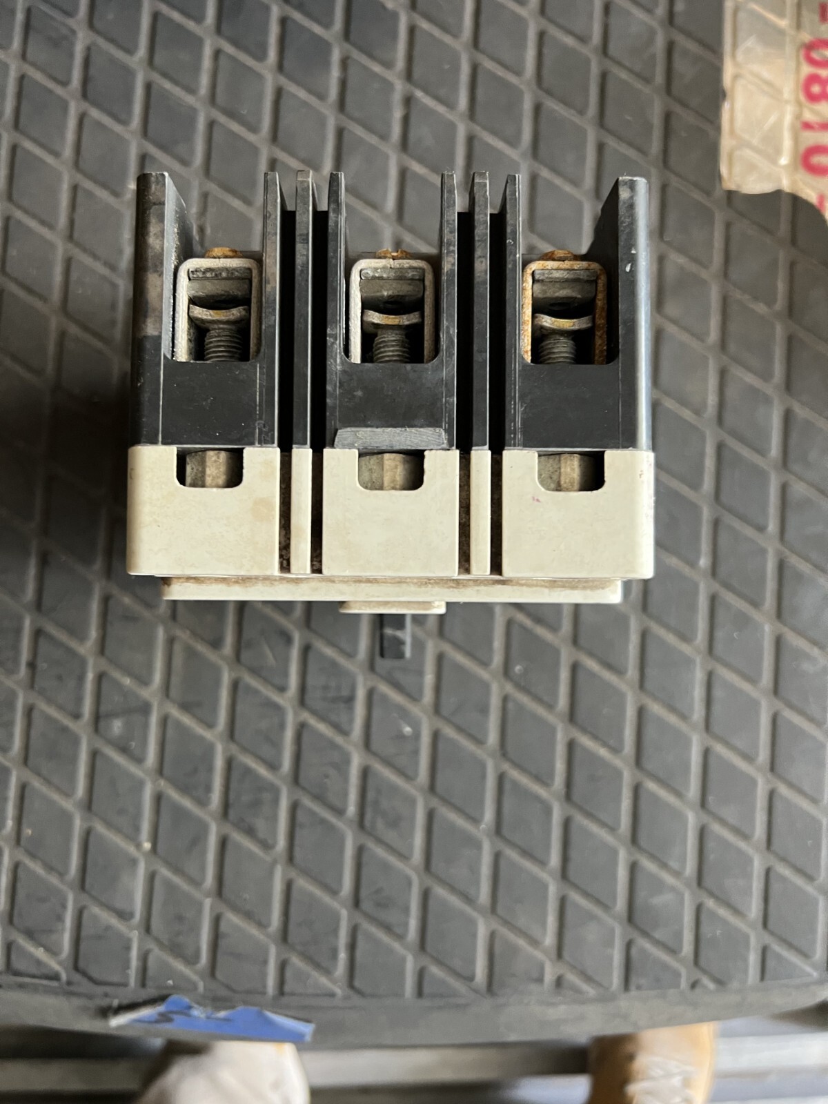 Eaton Cutler-Hammer HMCP015E0C 15 Amp 3-Pole Motor Circuit Protector 600V