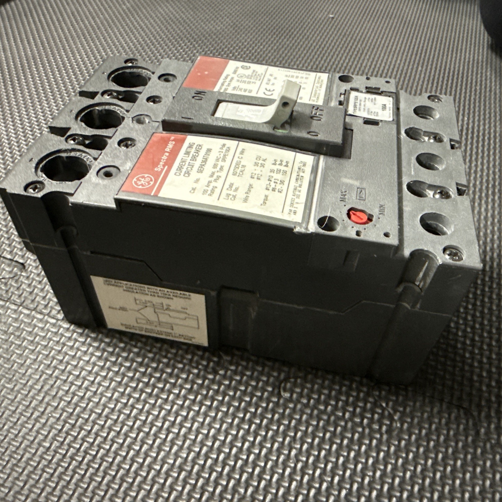 GE SEPA36AT0100 Molded Case Circuit Breaker, 100 A, 600V AC, 3 Pole
