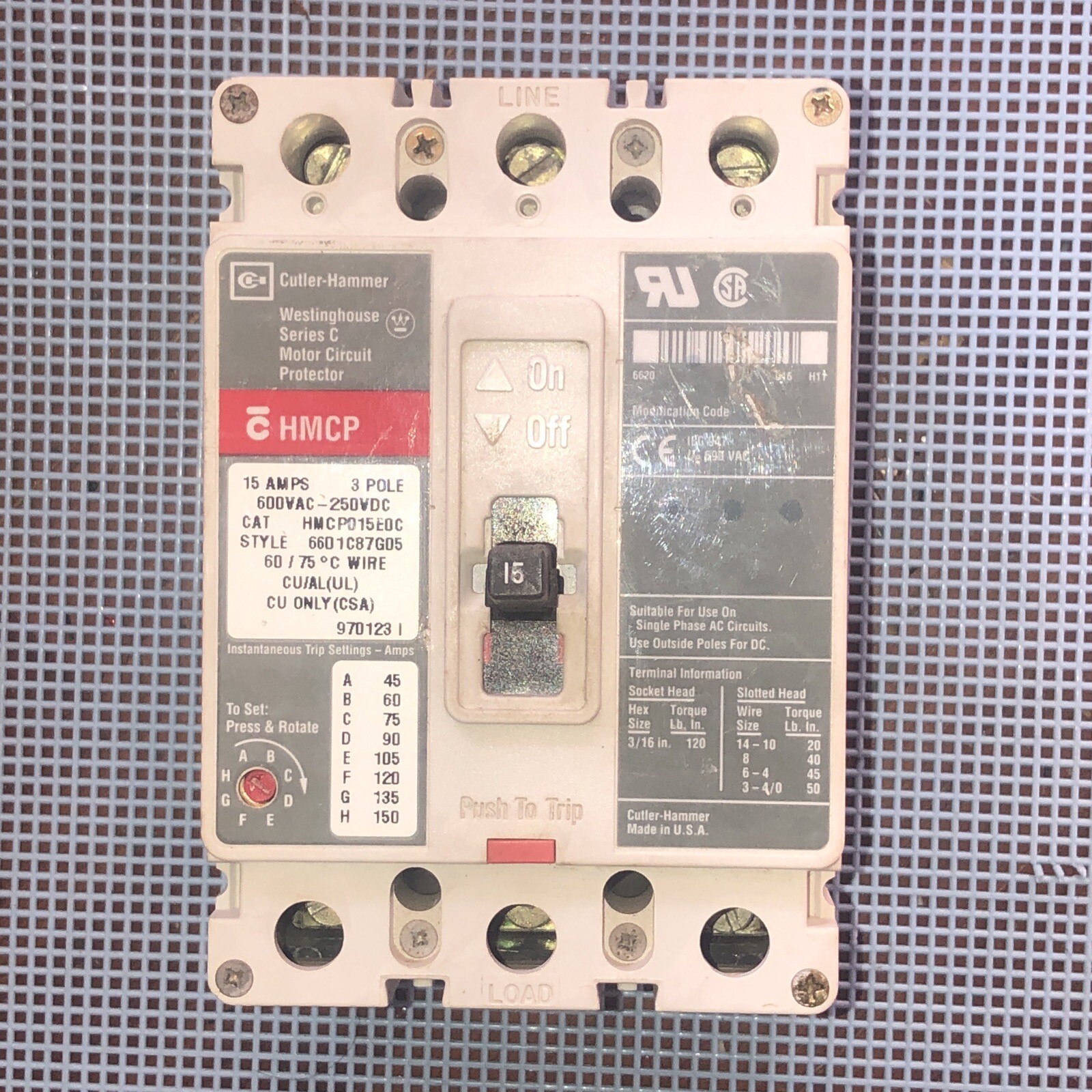 HMCP015EOC Eaton Circuit Breaker Used Very Good Condition