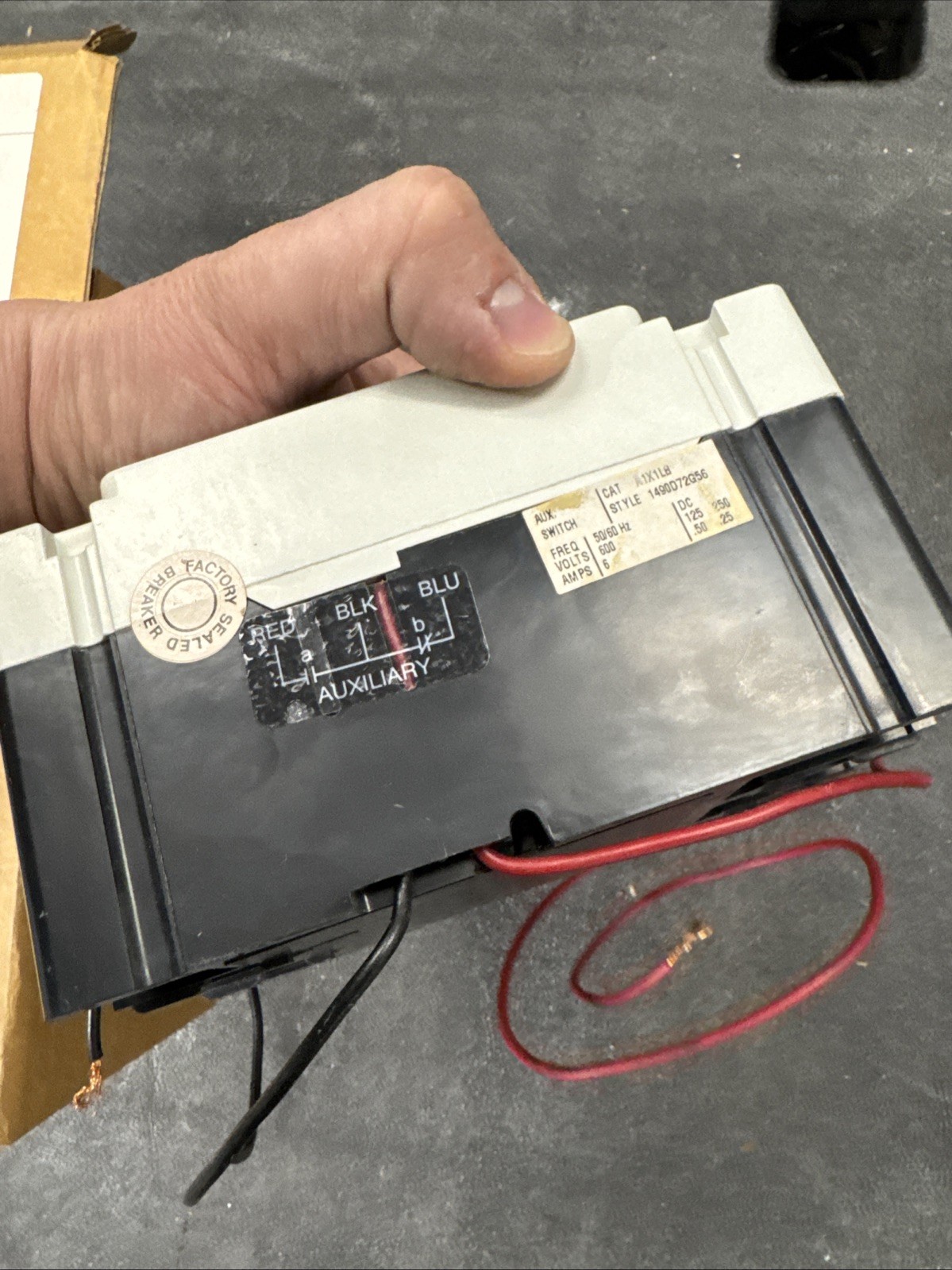 Used EATON /Cutler Hammer HMCP015EOC 15 Amp 600 Volt 3 Pole Circuit Breaker