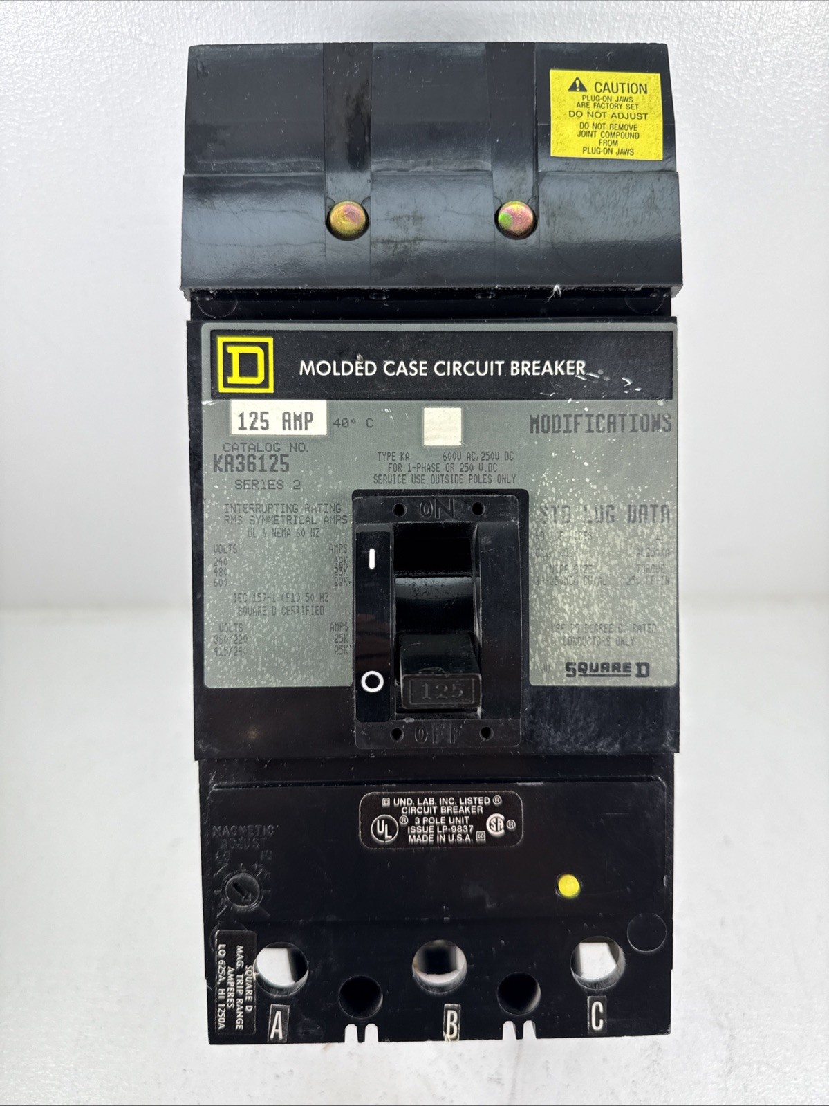 Square D KA36125 molded case circuit breaker. 600V AC and 250V DC