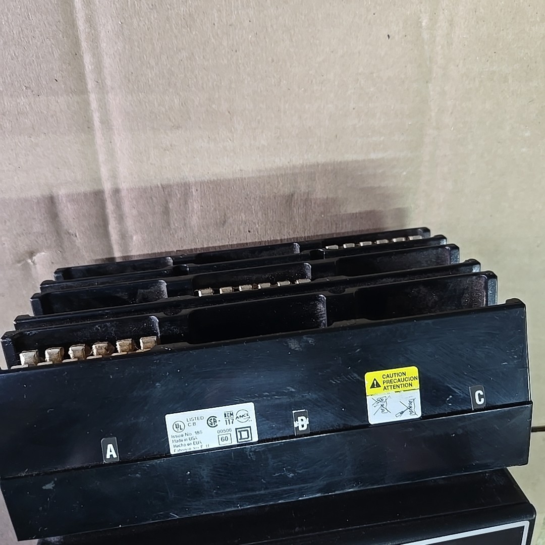 Square D LC 36400 Circuit Breaker