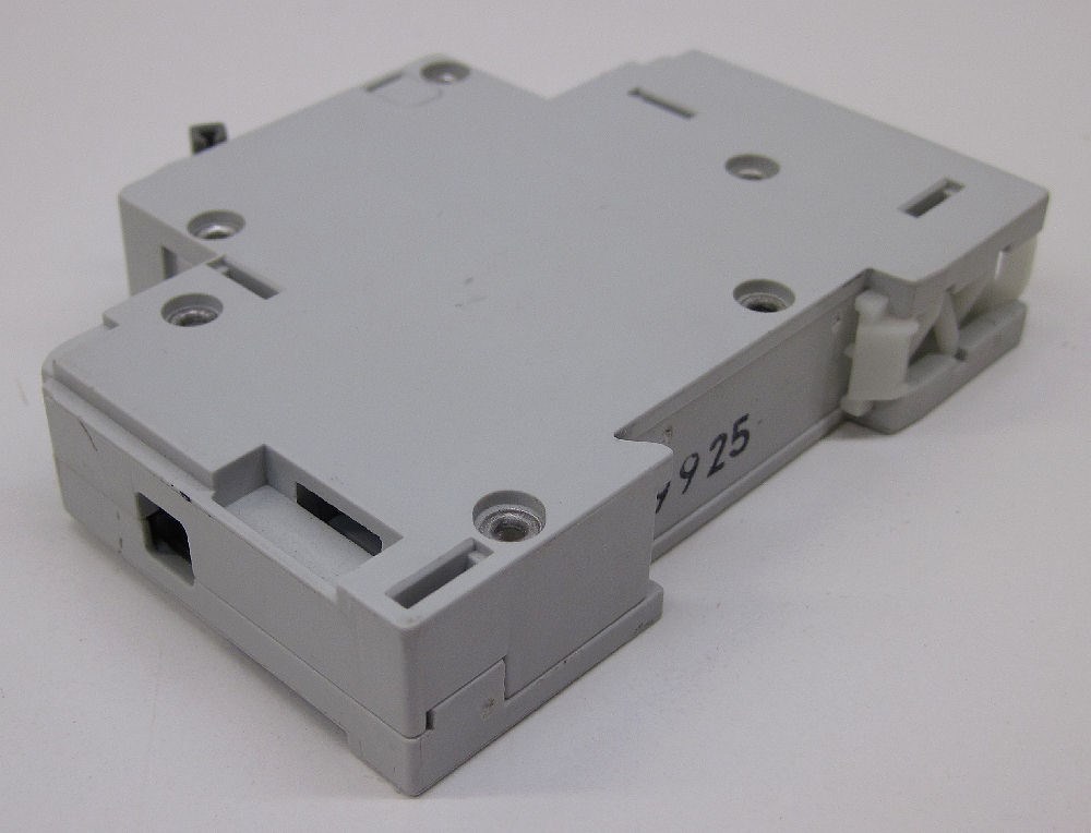 Allen-Bradley 1492-CB1G300 SER B Mini Circuit Breaker, 1-Pole, 30A
