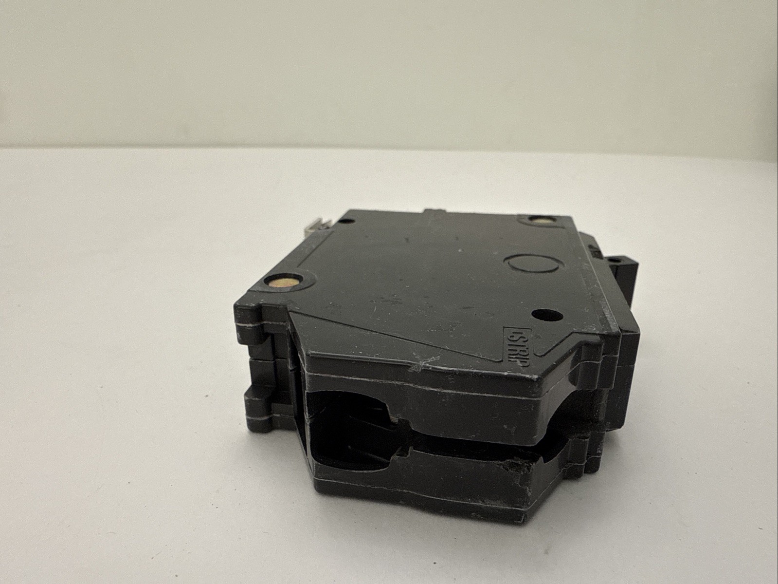 ABB THQB1120 20A Single-Pole Breaker Bolt On Thermal Overload Protection