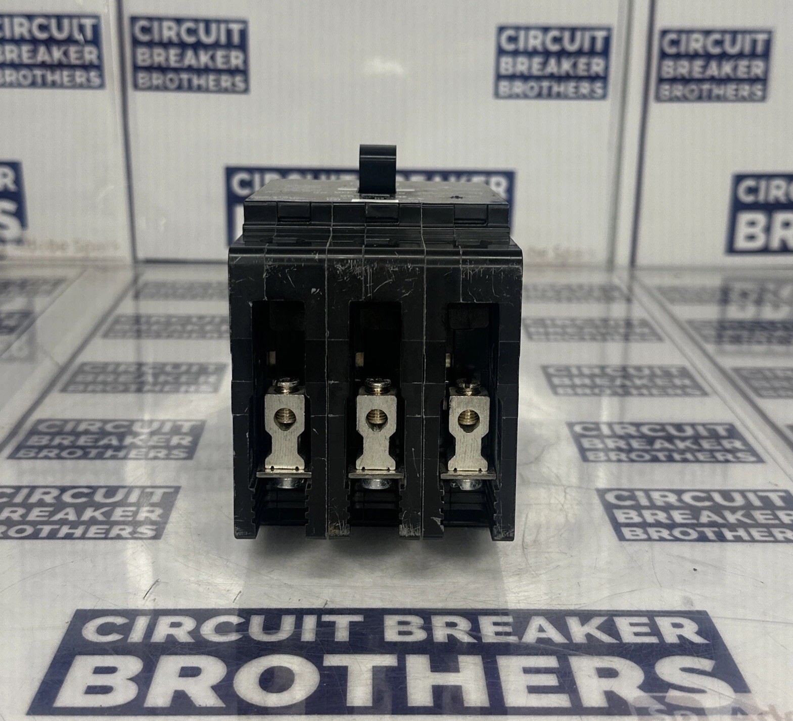 Square D EDB34020 20 Amp 480/277V 3 Pole Circuit Breaker-Warranty(Ship Same Day)