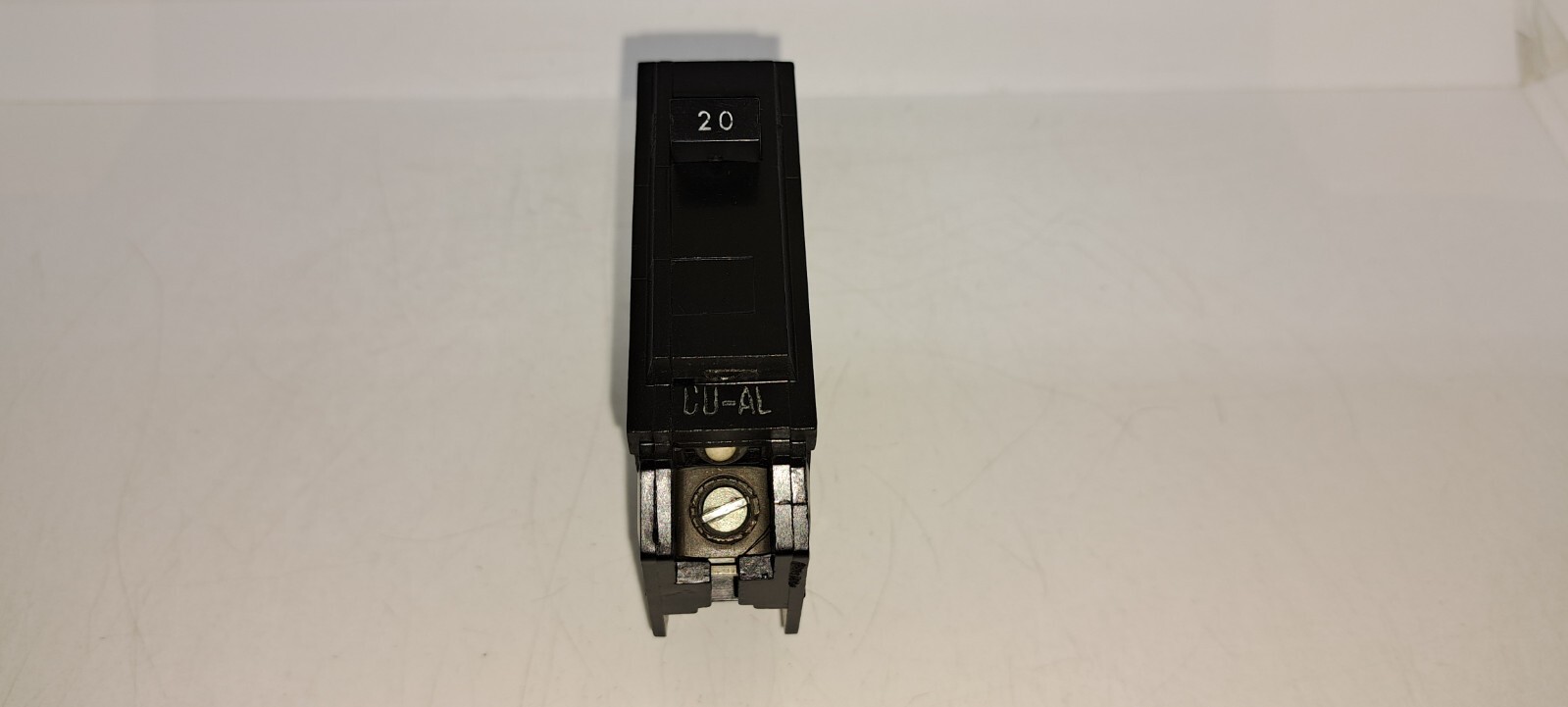 GE GENERAL ELECTRIC TQB1120 20 AMP 1 POLE 120/240V Bolt-on Circuit Breaker