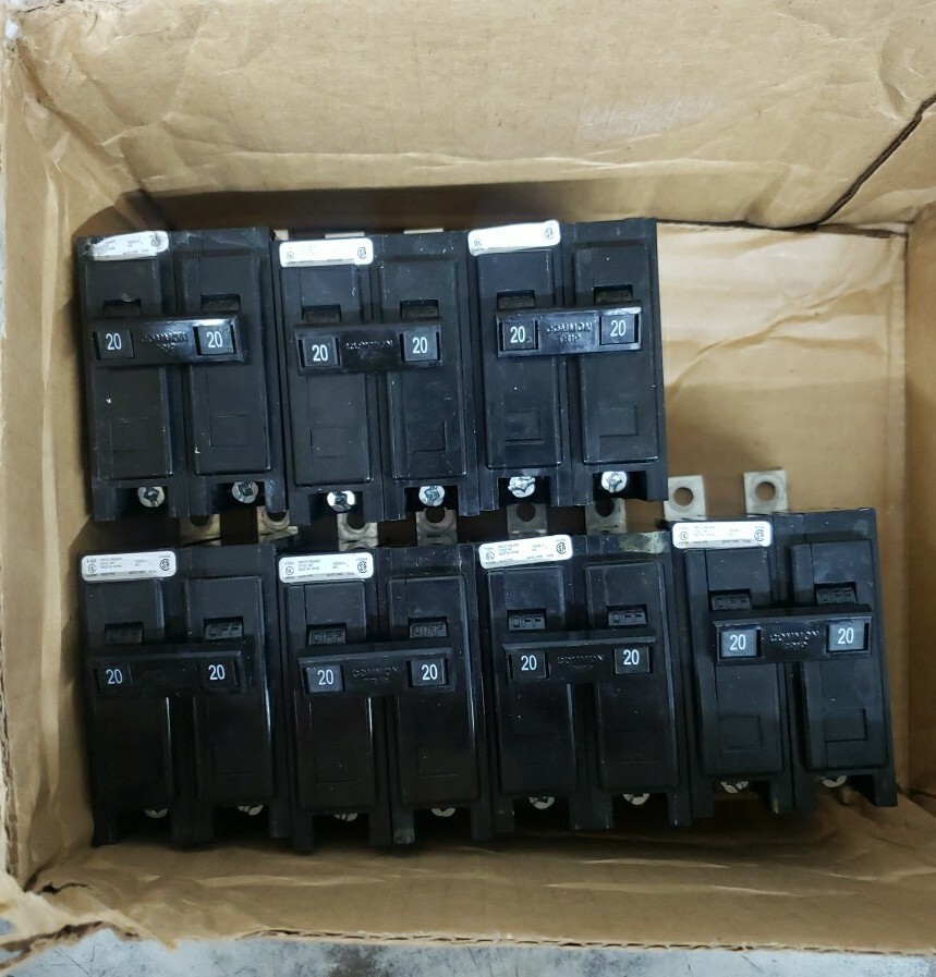 1) New Take Out! Eaton QBHW2020 20A 240V 2P Bolt-On Circuit Breaker W#