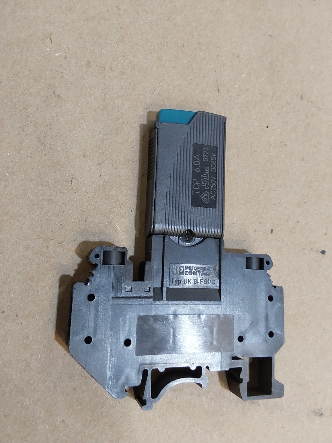 UK 6-FSI-C With TCP 6A Phoenix Contact Circuit Breaker Protector TCP 6A *