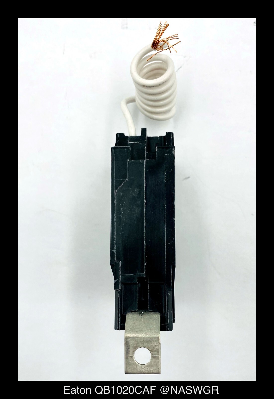 Eaton QB1020CAF Arc Fault Circuit Interrupter Breaker – 20 Amp – Unused