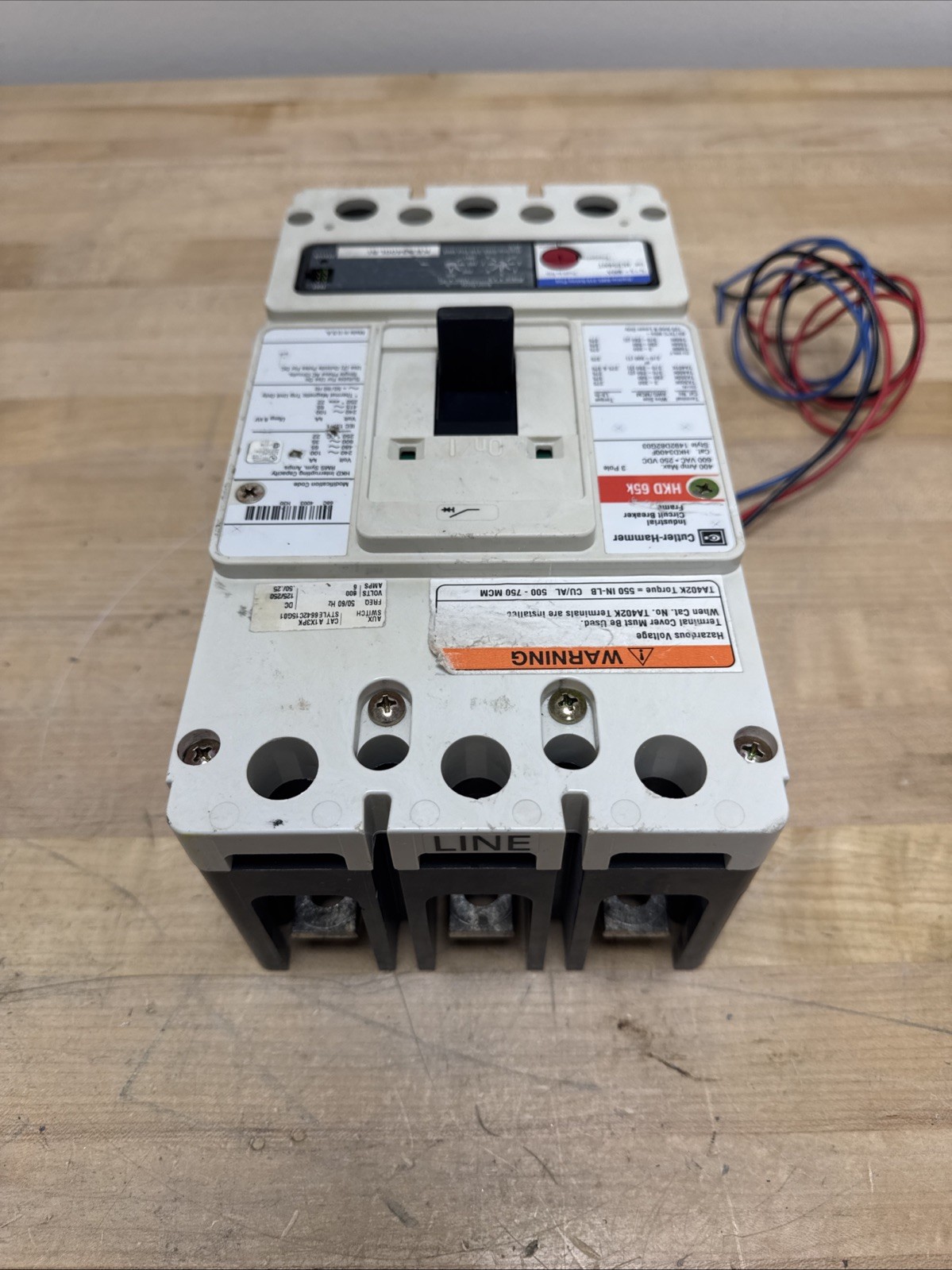 EATON CUTLER HAMMER HKD3400F KES3400LSI 3 POLE 400 AMP 480v CIRCUIT BREAKER