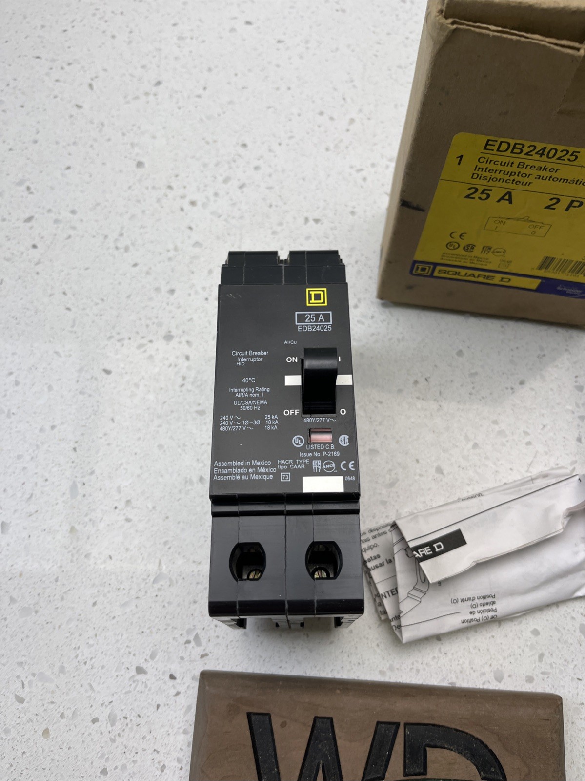 SQUARE D EDB24025 BREAKER 2POLE 25A 480/277V BOLT ON NEW IM BOX