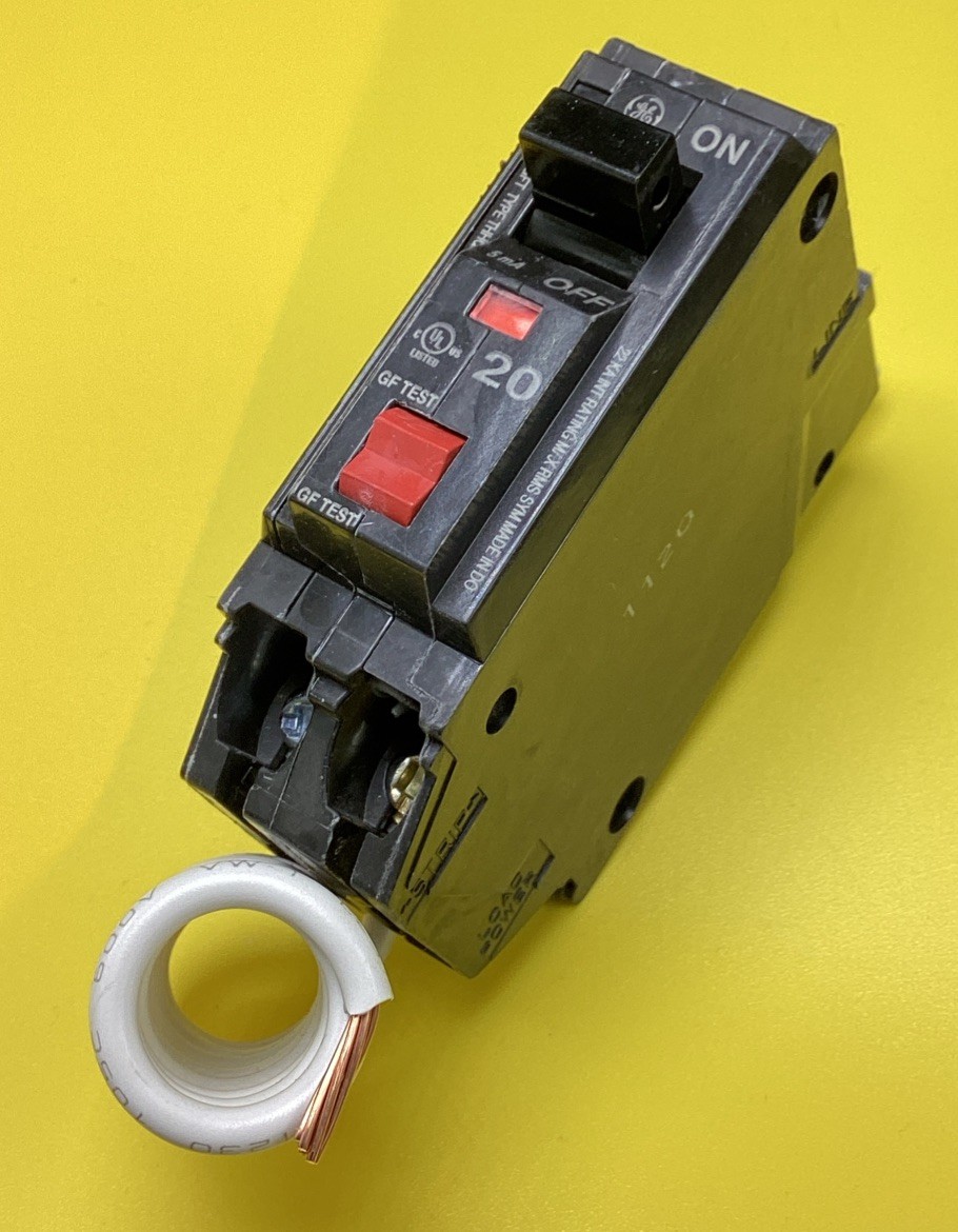 Circuit Breaker GE THQB1120GF THQB1120GFT 20 Amp 1 Pole Bolt On GFCI