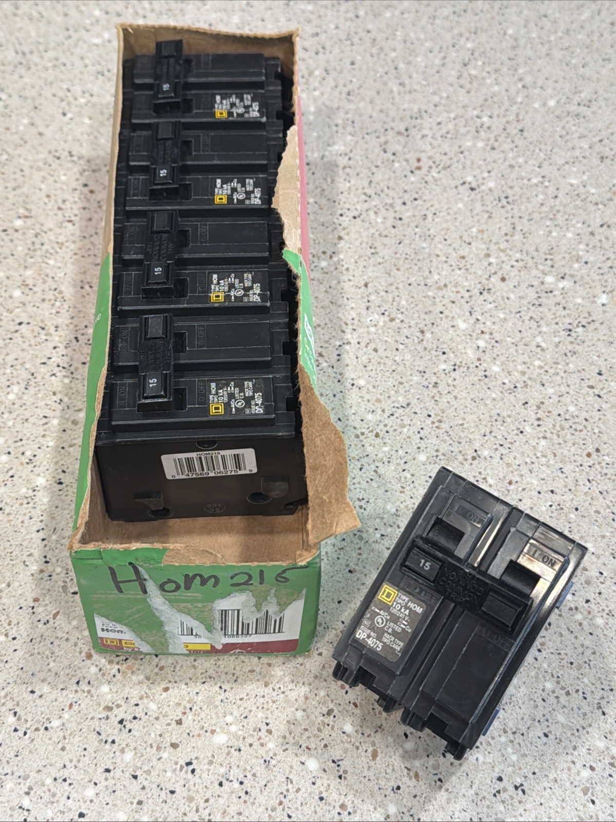 (5) Square D HOM215, 15 A 2 Pole Circuit Breakers (5 PACK) NEW