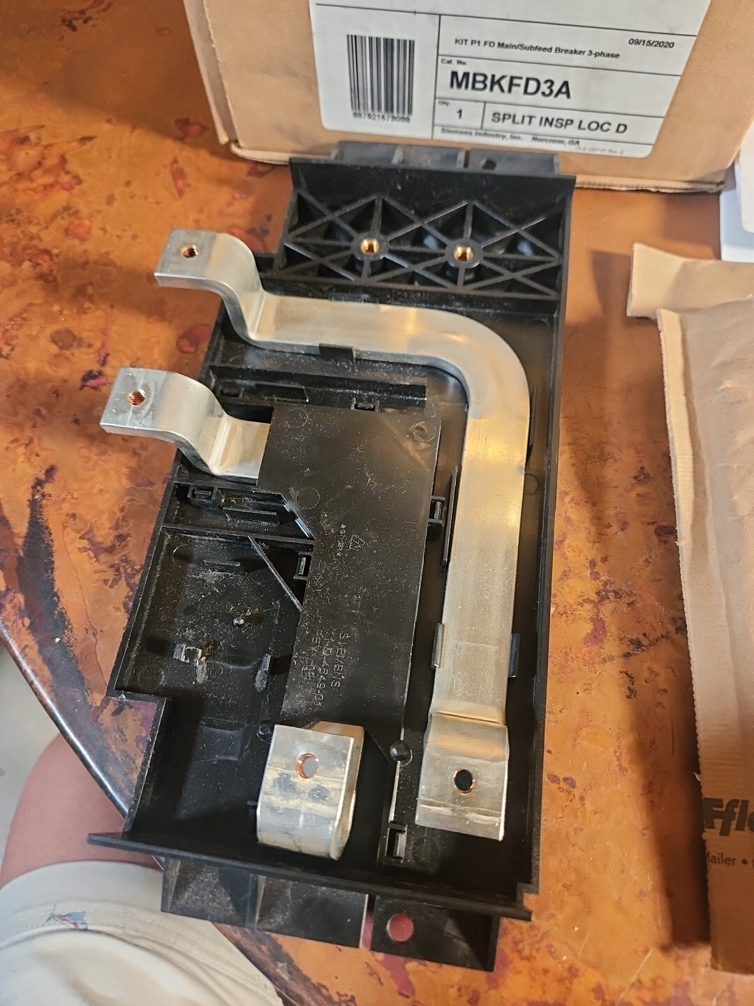 SIEMENS MBKFD3A MAIN BREAKER KIT Missing Pieces READ!