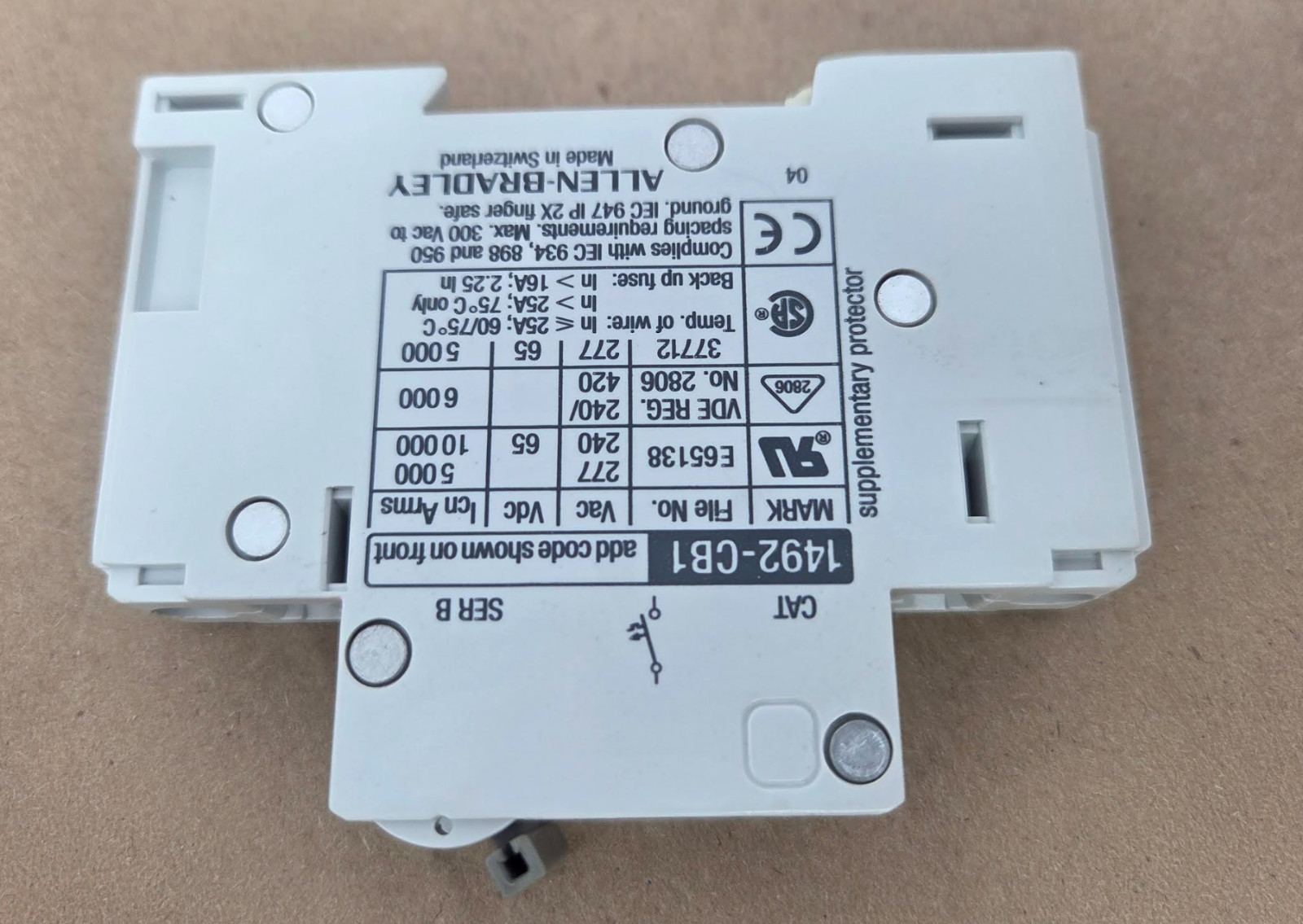 Allen Bradley 1492-CB1G300 Circuit Breaker 1 Pole 30A Series B